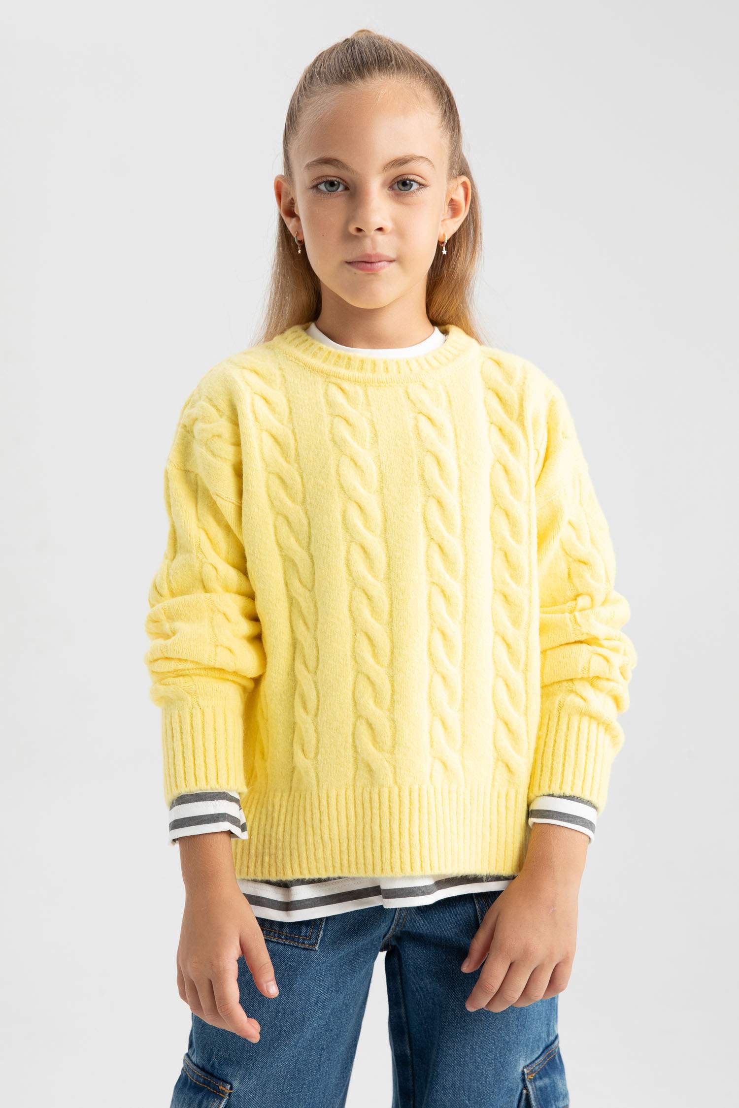 Kız Çocuk Bisiklet Yaka Saç Örgülü Triko Kazak