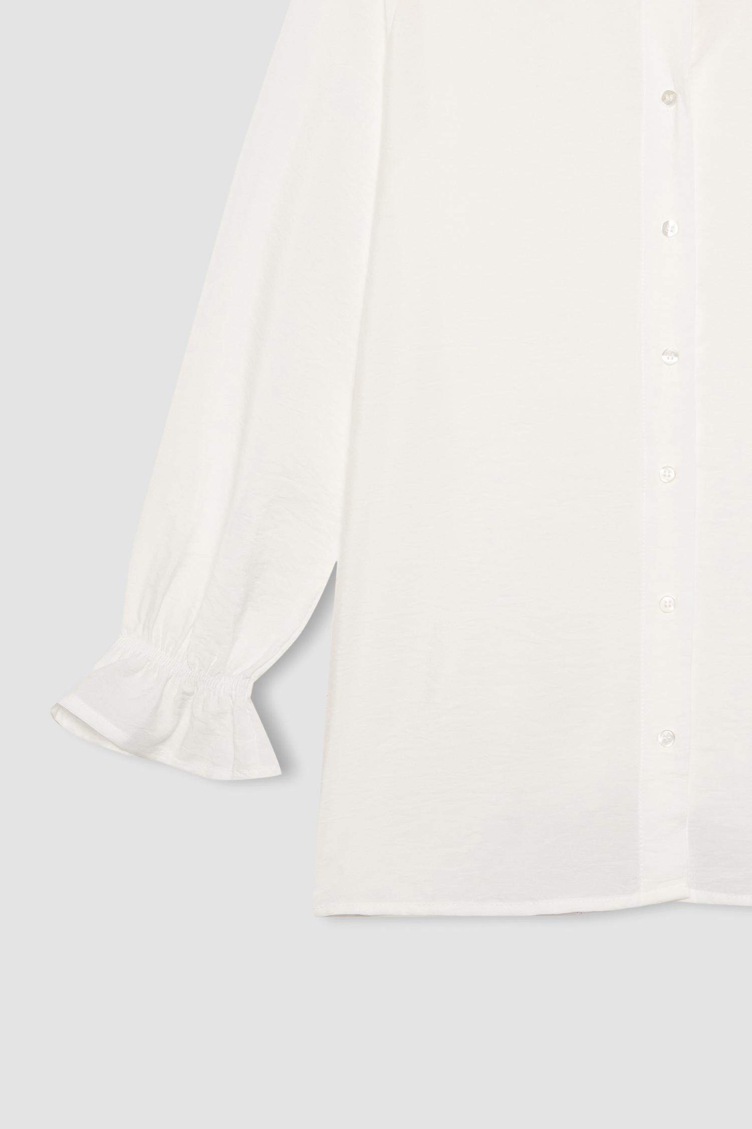 قميص كم طويل قصة عادية