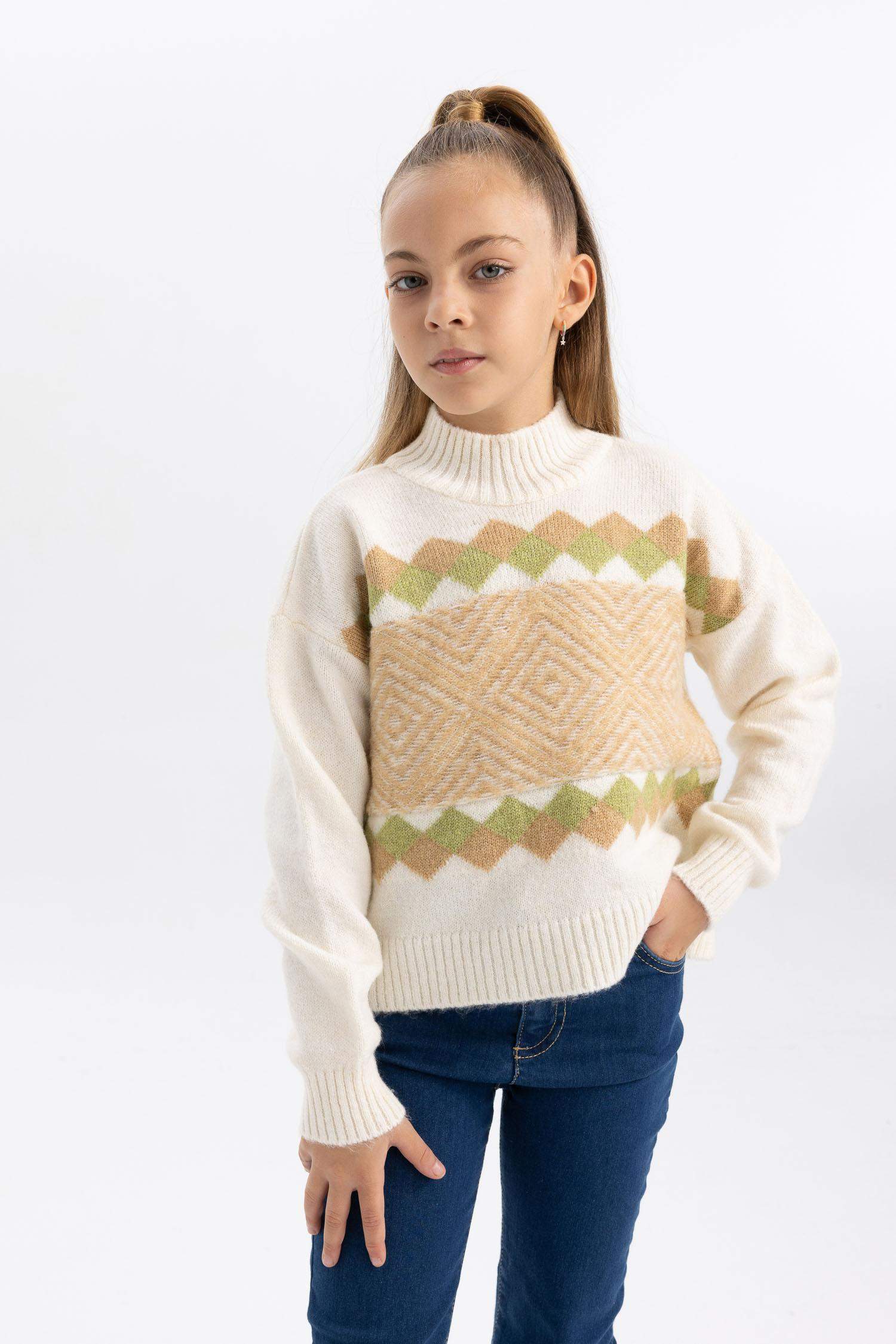 Kız Çocuk Yarım Balıkçı Yaka Triko Kazak