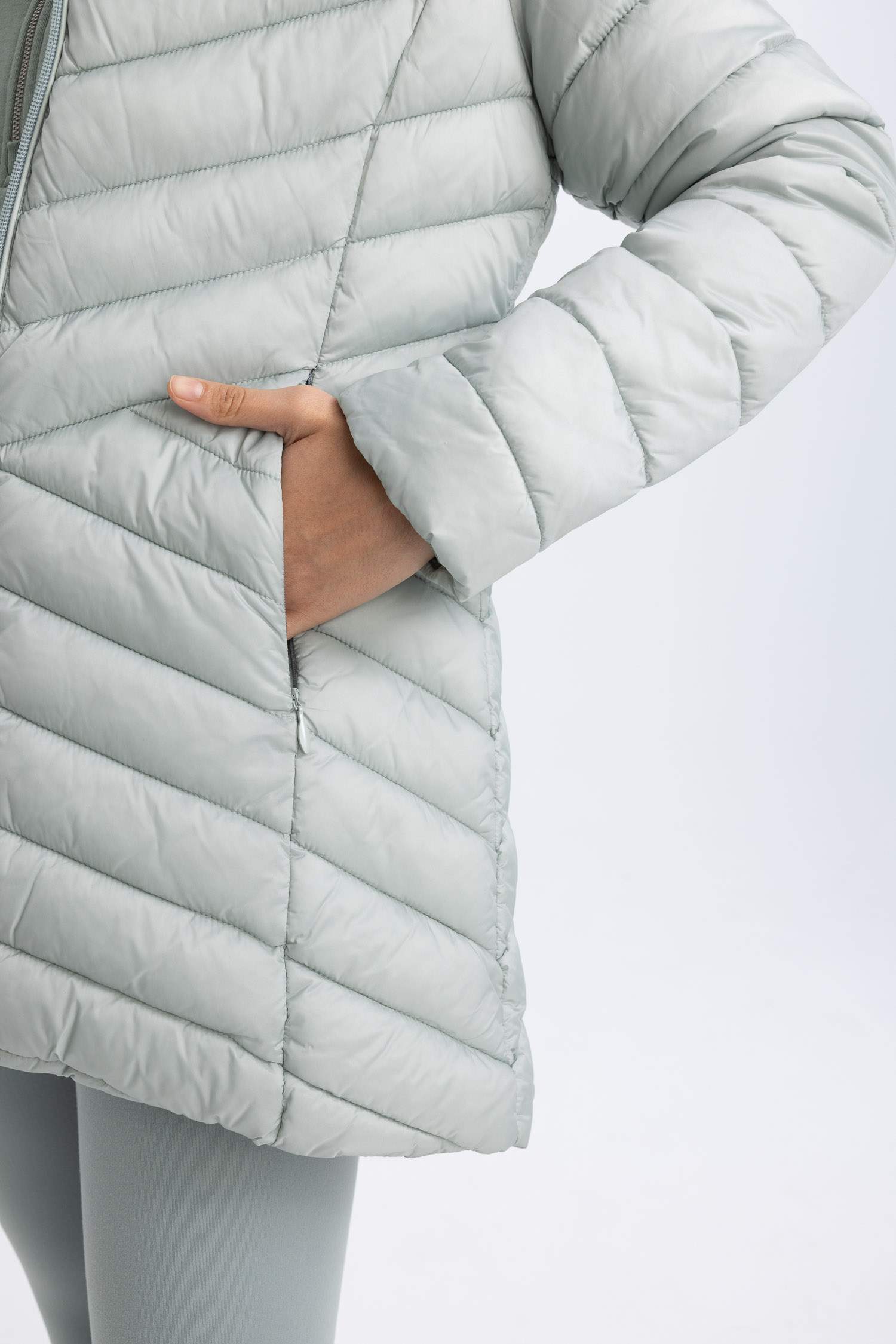 Su İtici Hafif Uzun Şişme Mont Çıkarılabilir Kapüşonlu Kapitoneli