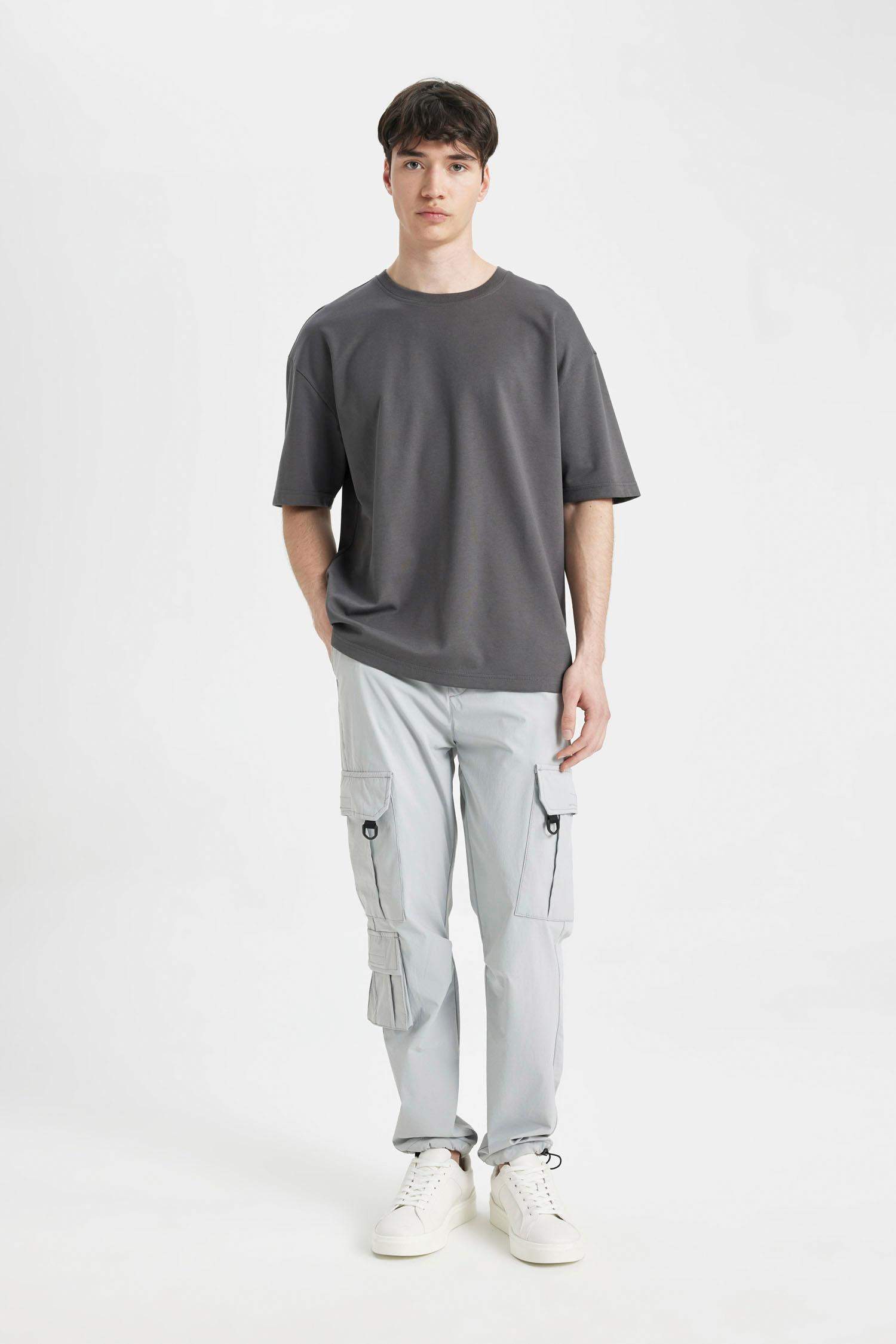 Relax Fit With Cargo Pocket Trousers