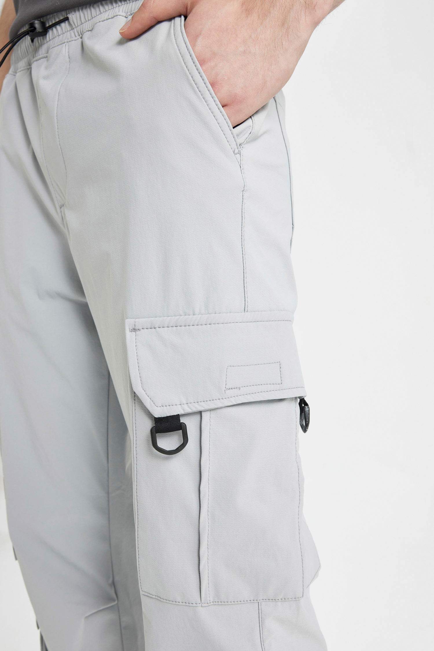 Relax Fit With Cargo Pocket Trousers