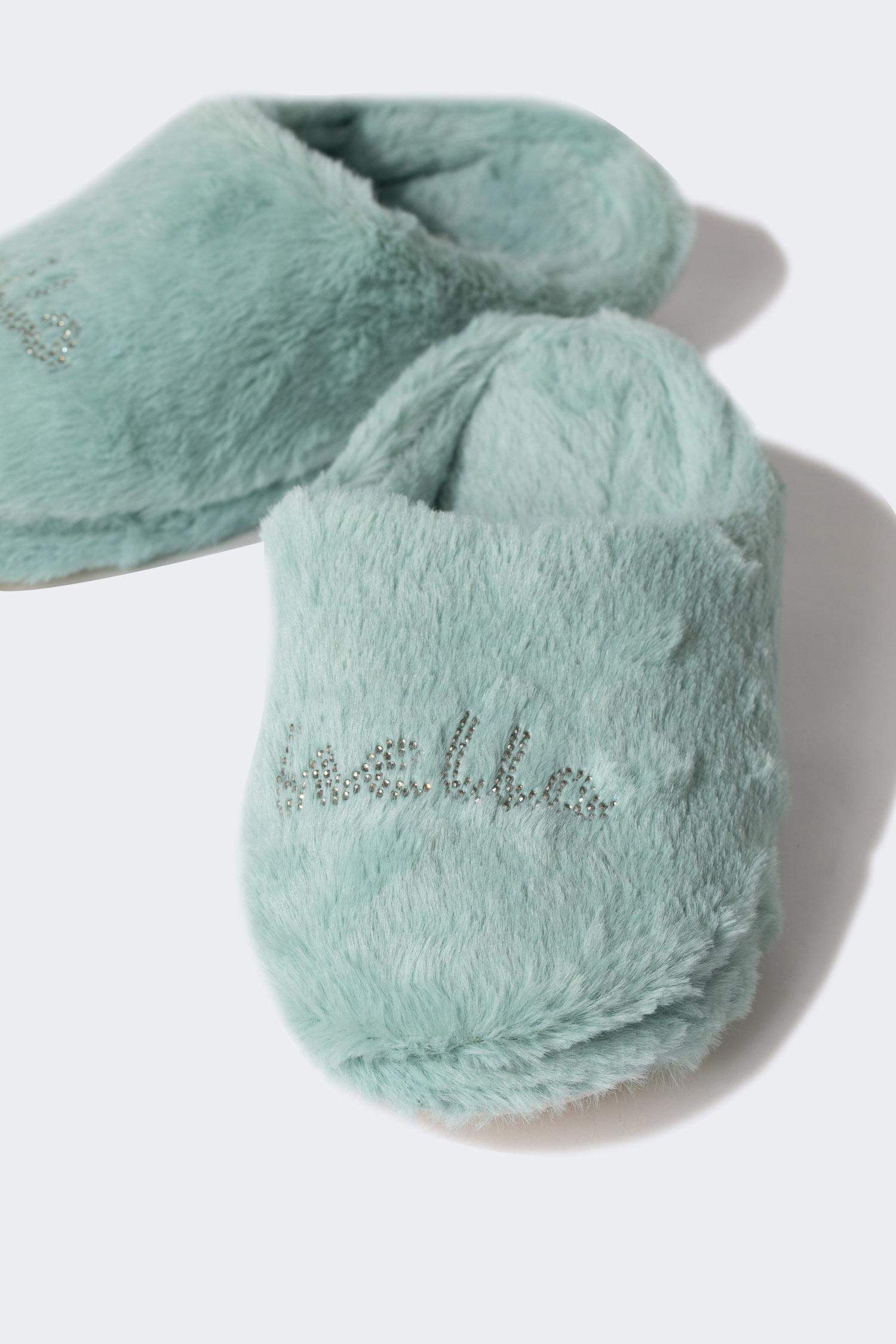 Домашние тапочки для женщин