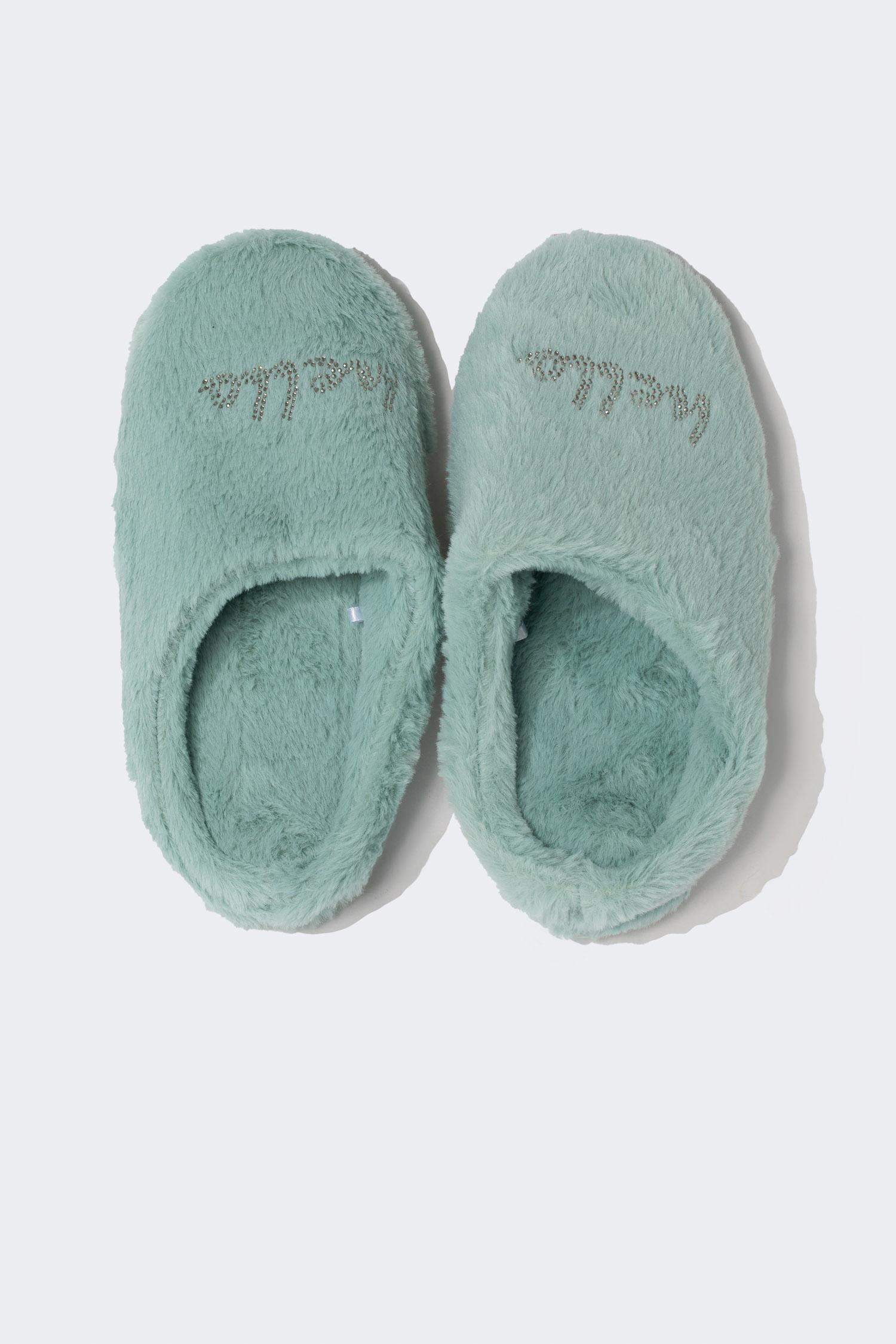 Домашние тапочки для женщин