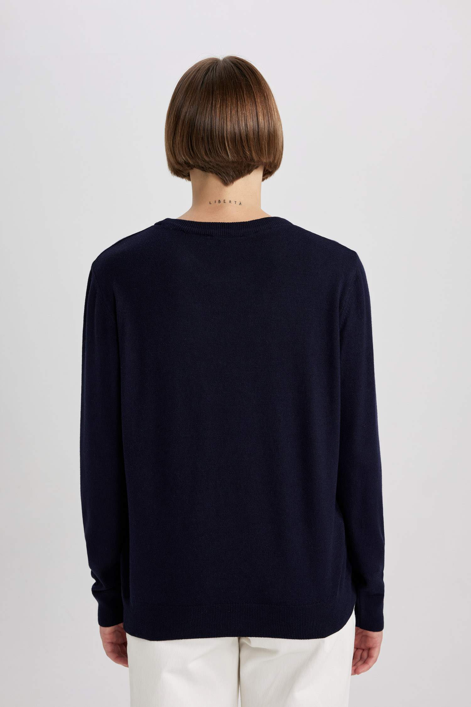 Regular Fit V Neck Premium Soft Wool Textured Knitted Pullover