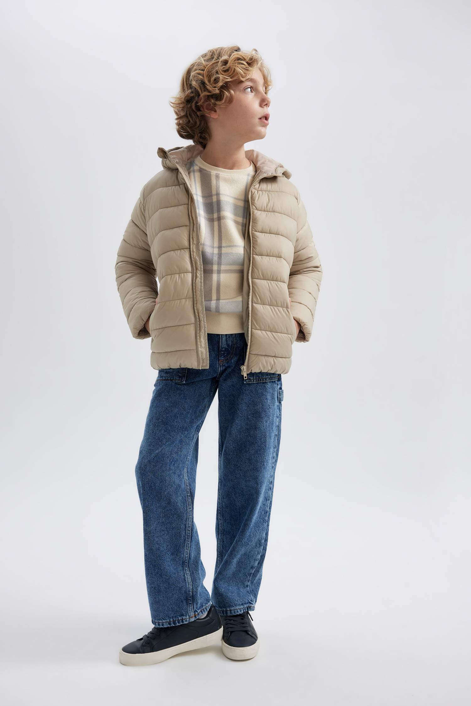 Erkek Çocuk Su İtici Kapüşonlu Basic Düz Şişme Mont