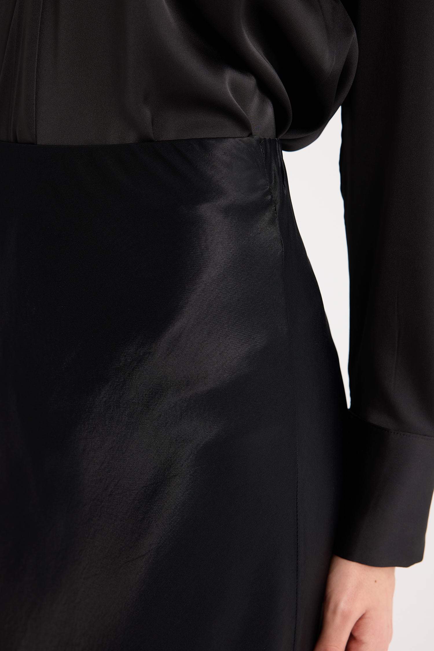 A Kesim Normal Bel Saten Midi Etek