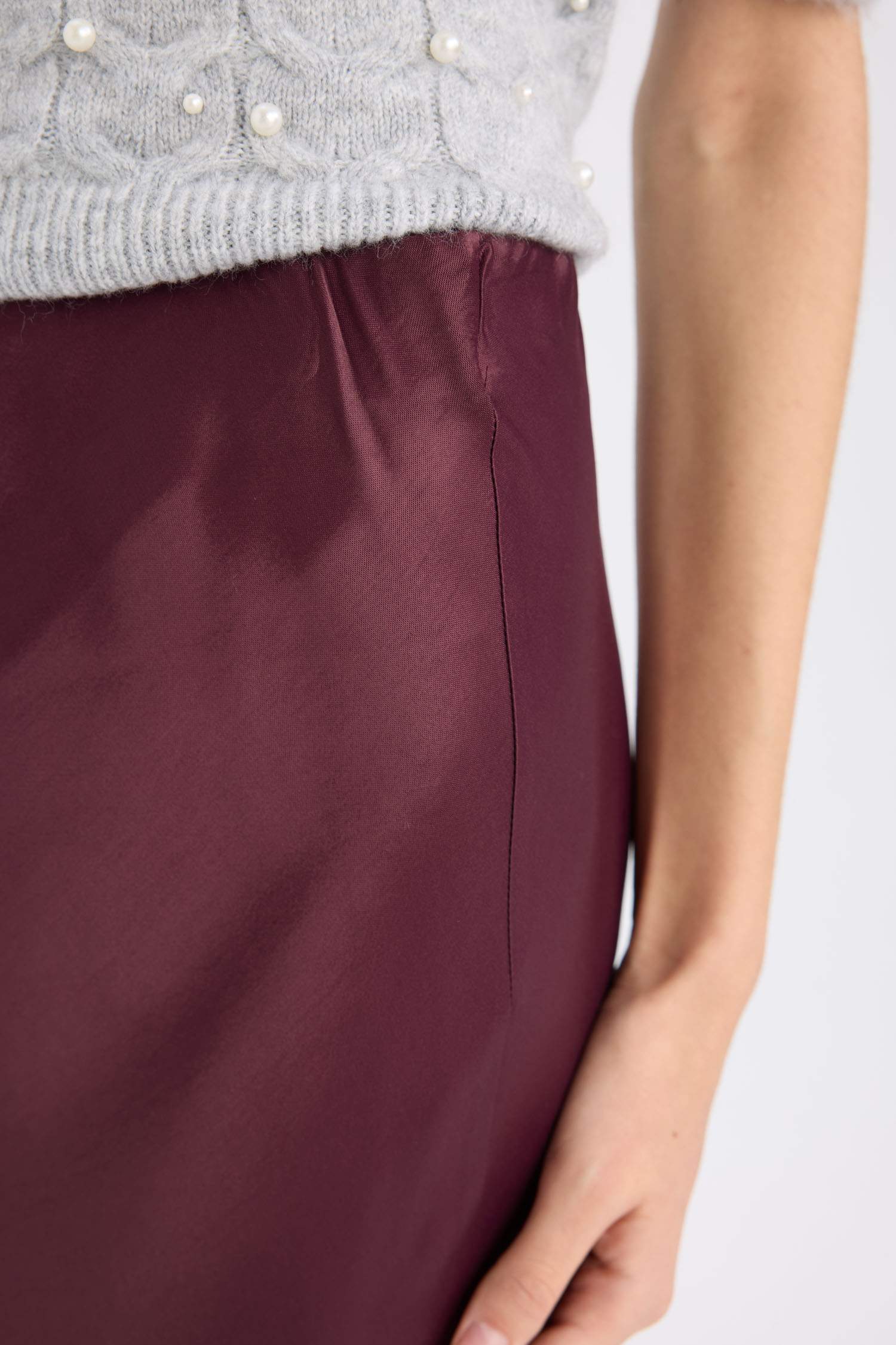 A Kesim Normal Bel Saten Midi Etek