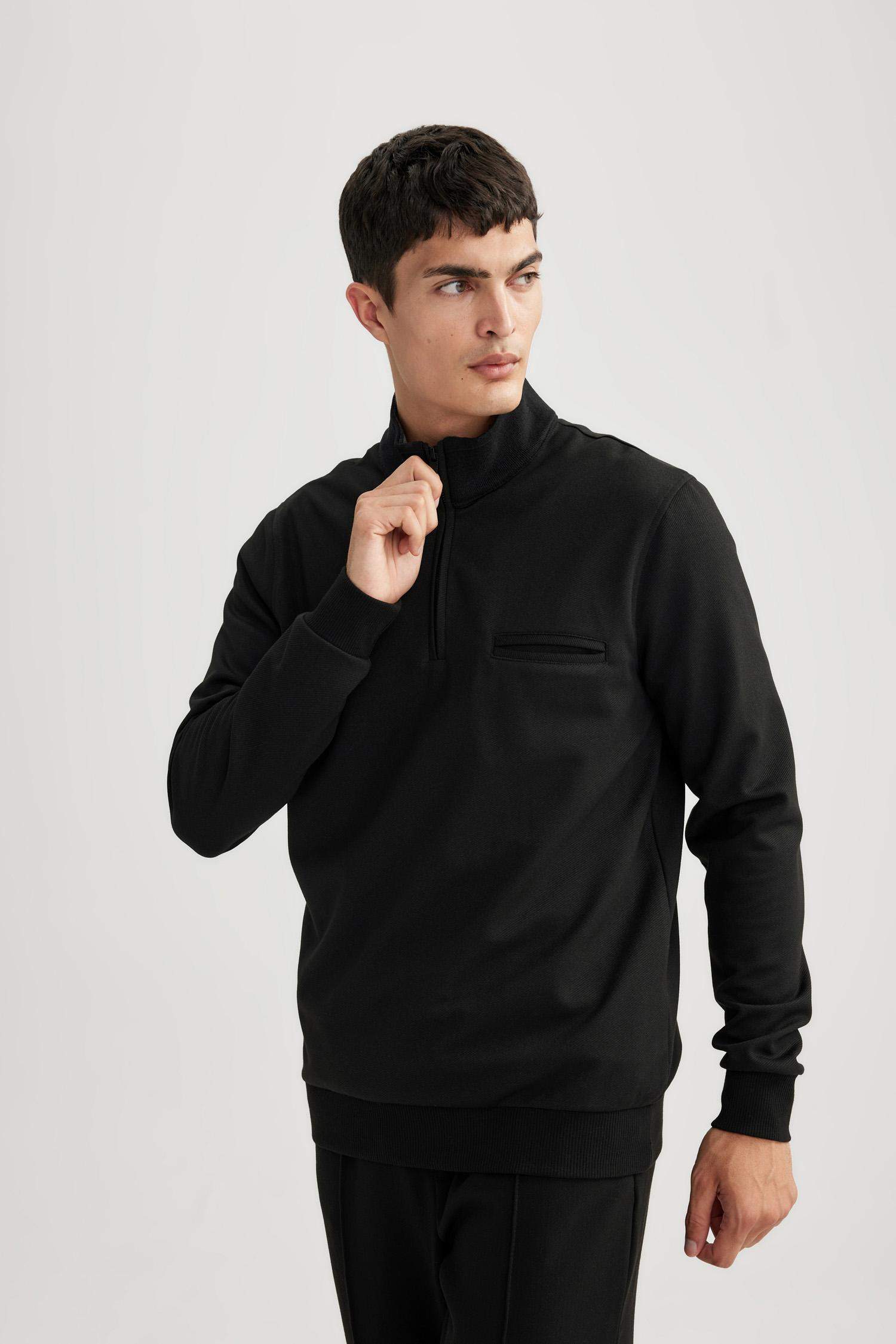 Regular Fit Zipper Sweatshirt