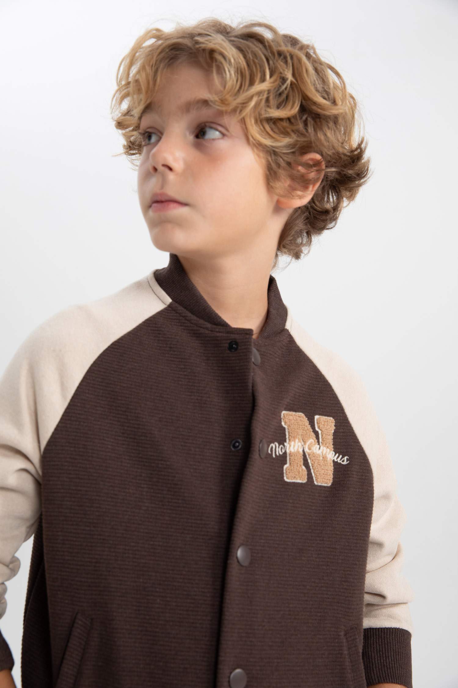 Regular Fit Crew Neck Cardigan