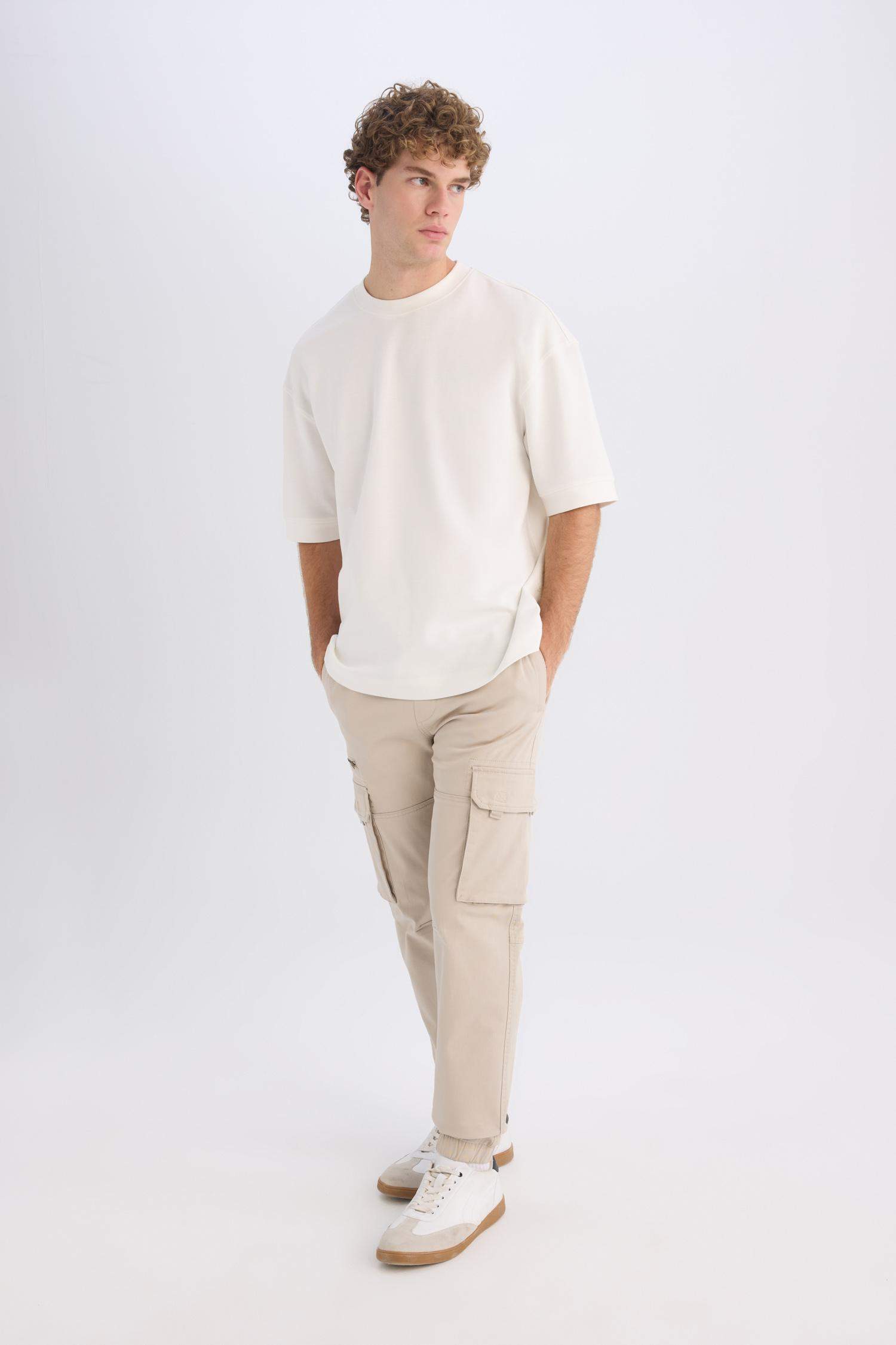 Джоггеры-карго из габардина стандартного кроя