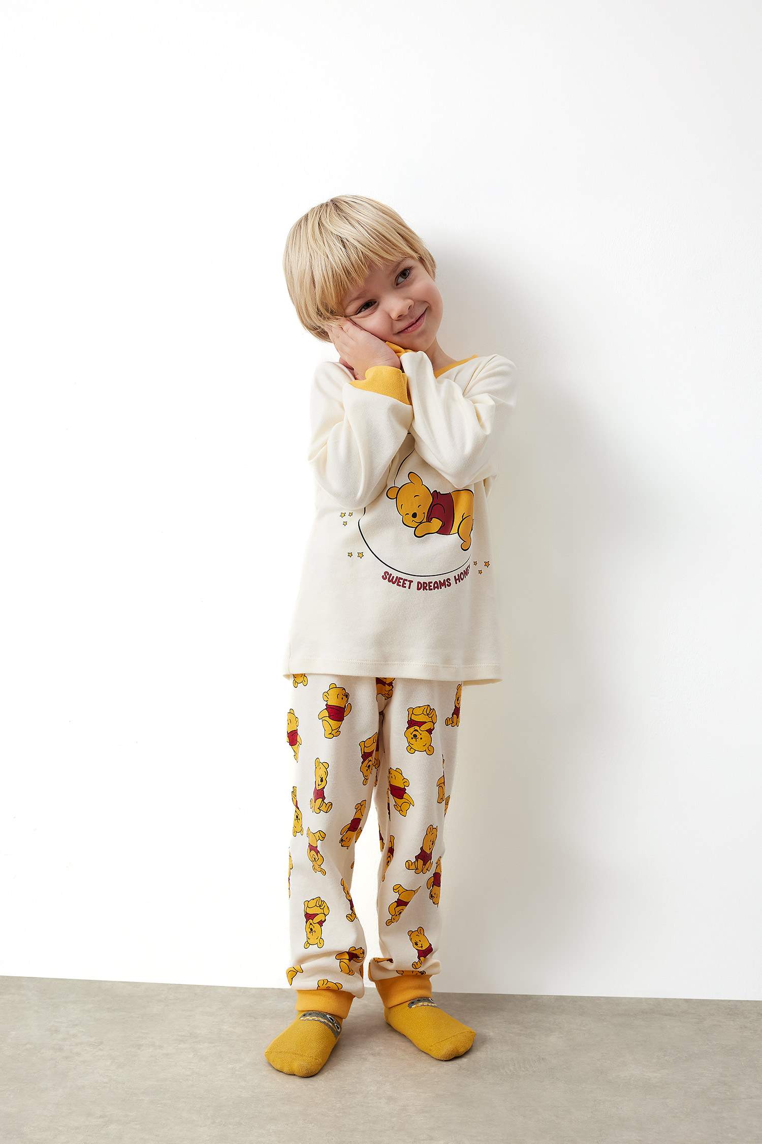 Winnie the best sale pooh pyjamas childrens