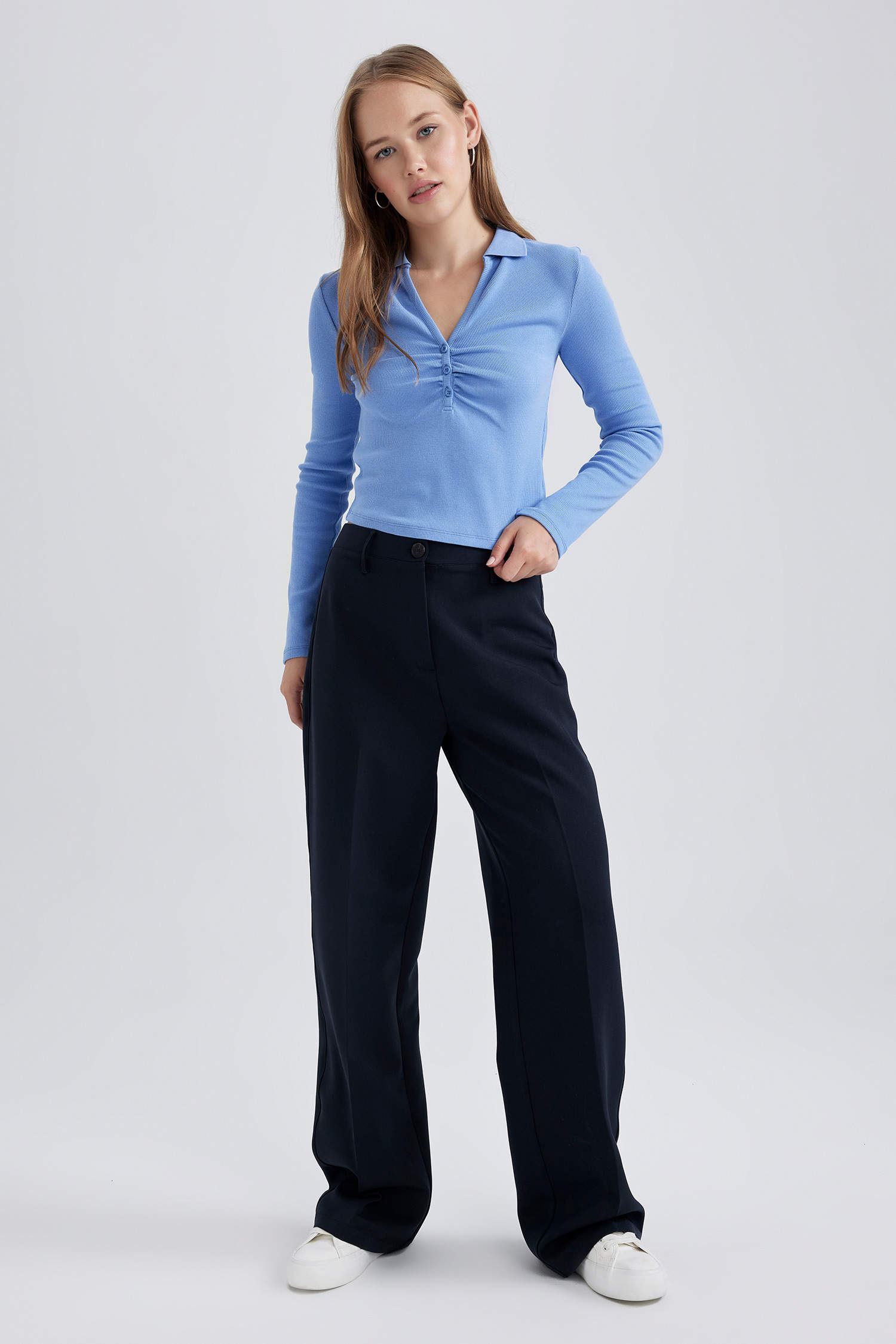 Blue Woman Slim Fit Camisole Long Sleeve T-Shirt 2903241 | DeFacto