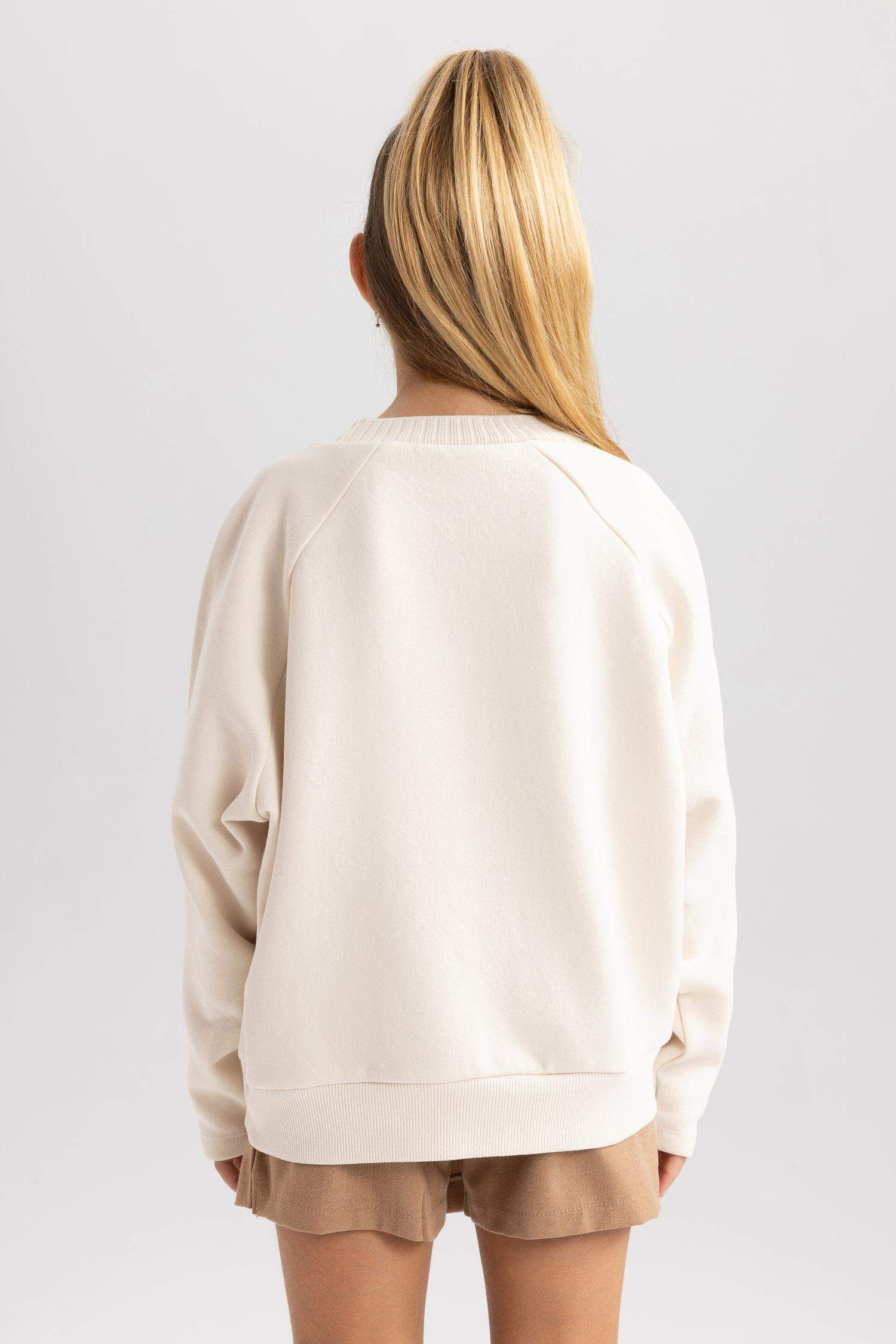 Girl Oversize Fit Crew Neck Soft Furry Sweatshirt