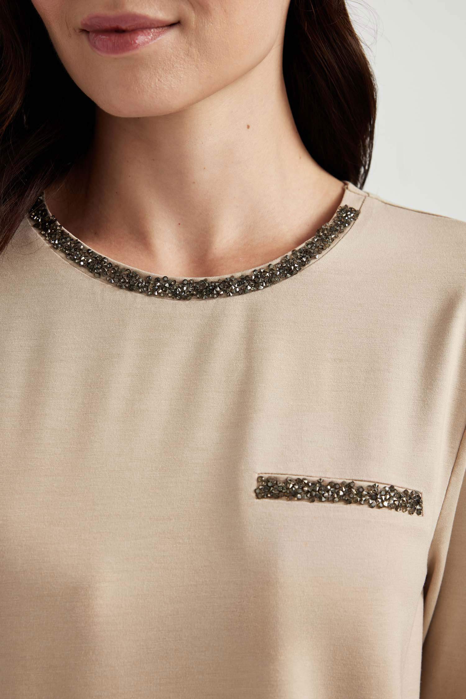 تيشيرت كم طويل بقصة عادية برقبة مستديرة