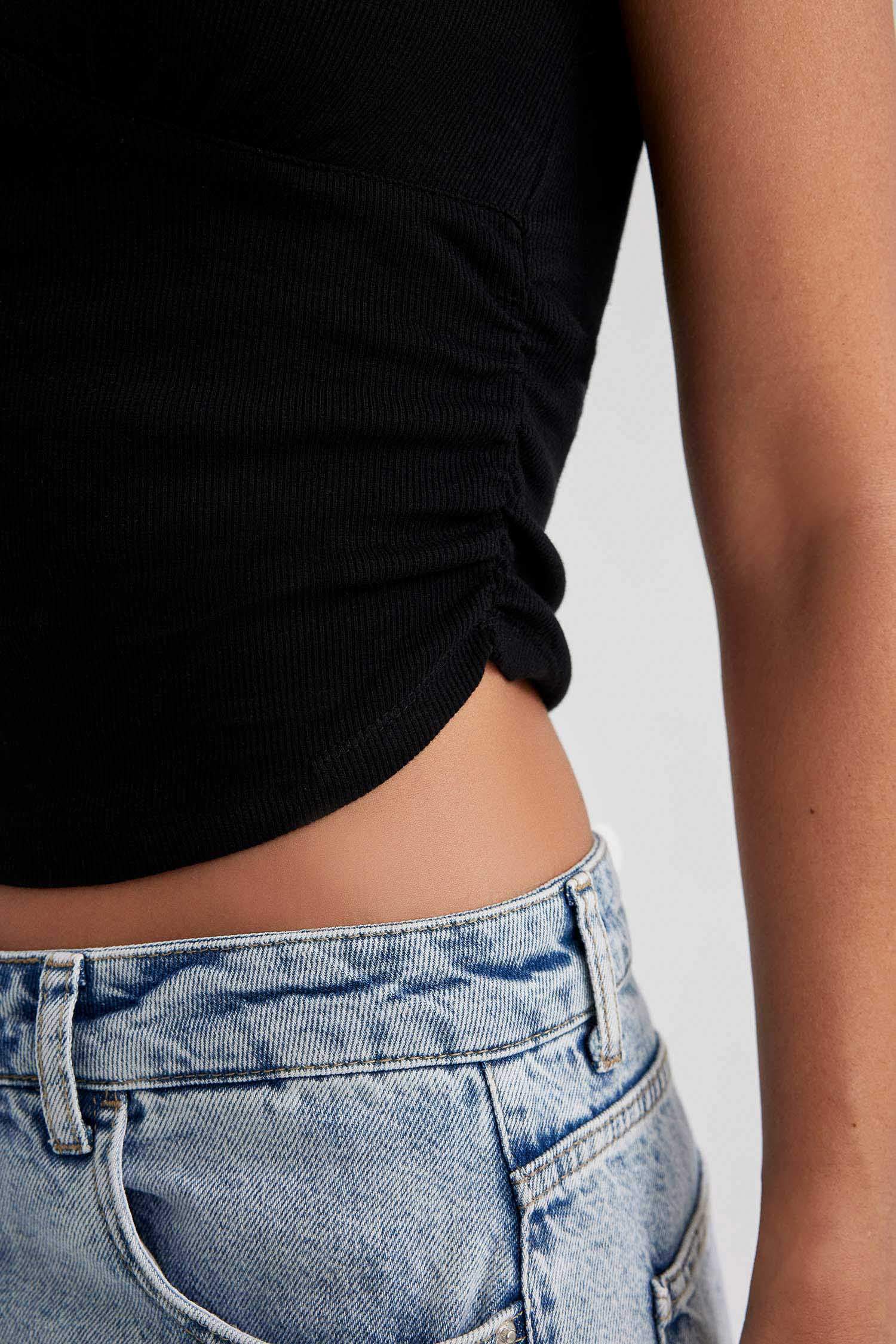 تيشيرت مضلع سليم فيت بياخة V