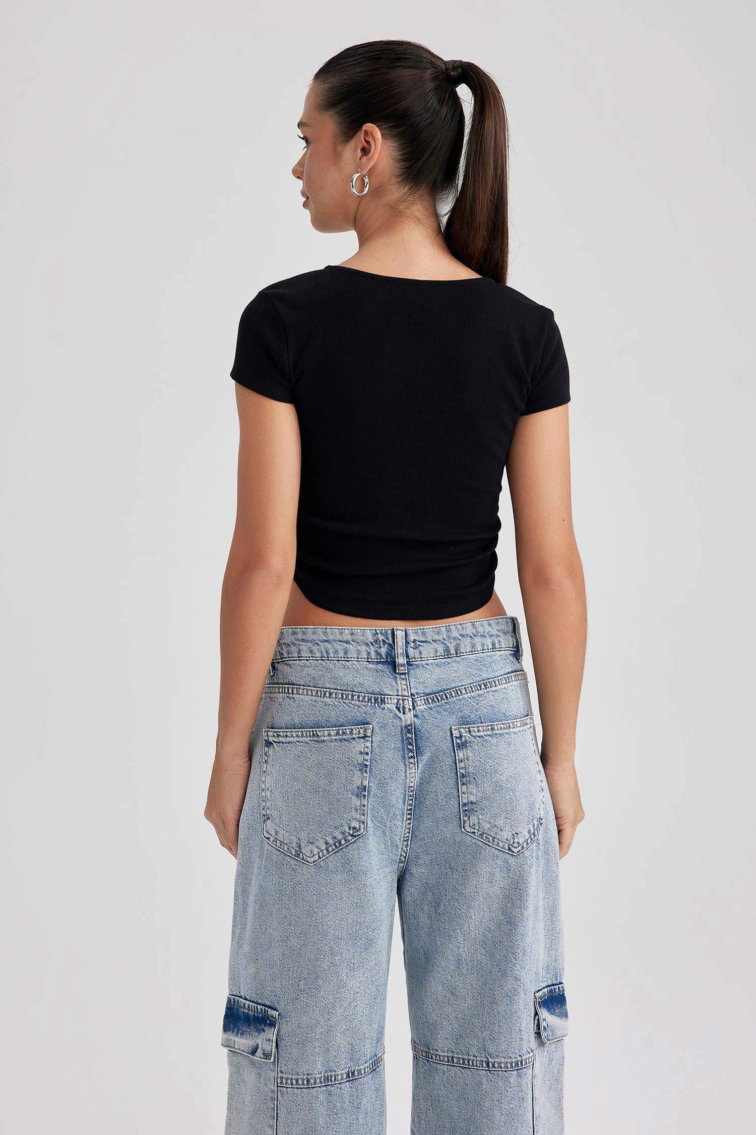 تيشيرت مضلع سليم فيت بياخة V