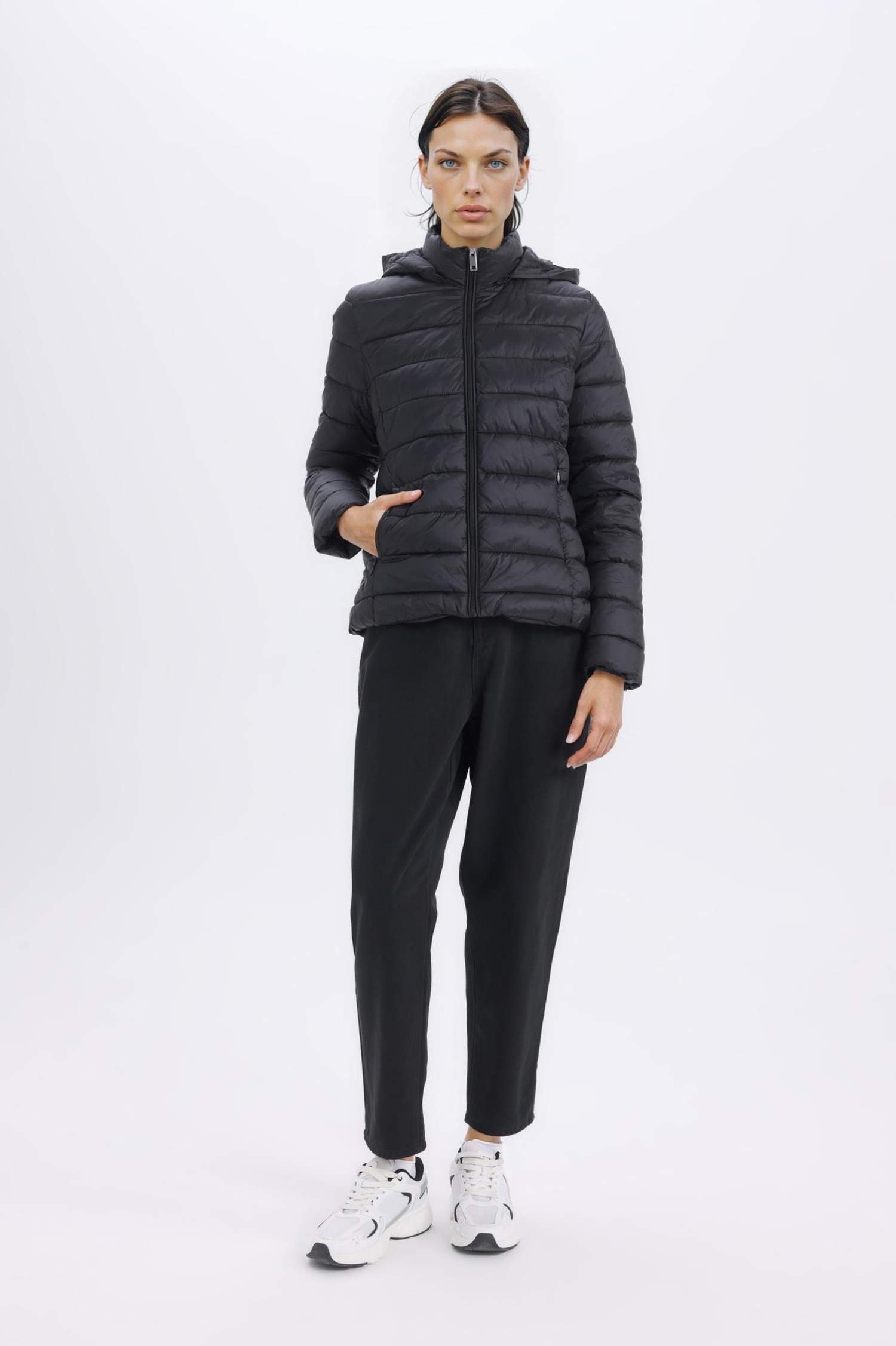 Su Geçirmez Hafif Şişme Mont Kapüşonlu Kapitoneli Fermuarlı Cepli Basic Düz Mevsimlik