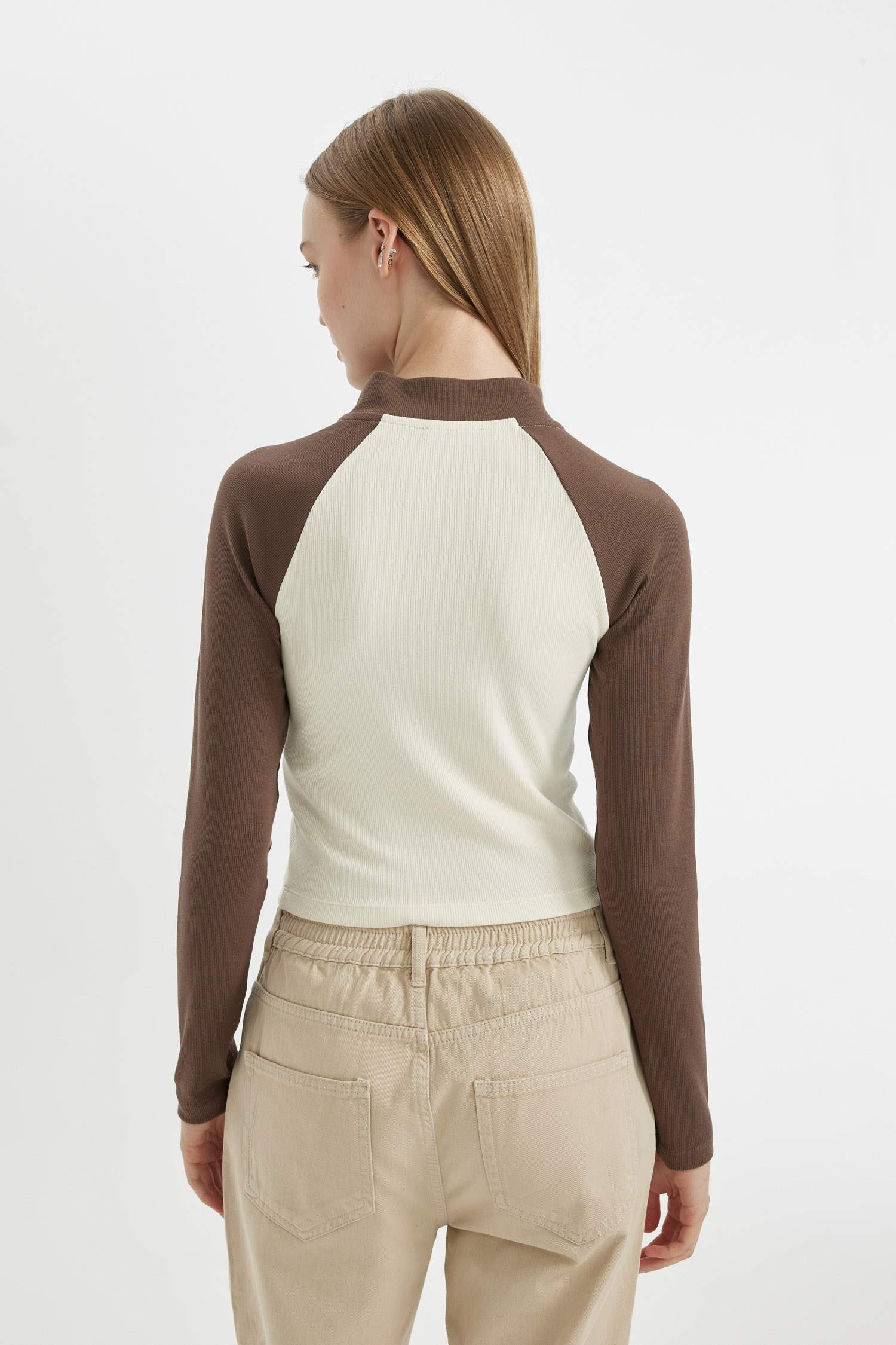 Coool Fitted Fitilli Kaşkorse Yarım Fermuarlı Dik Yaka Renk Bloklu Baskılı Uzun Kollu Tişört