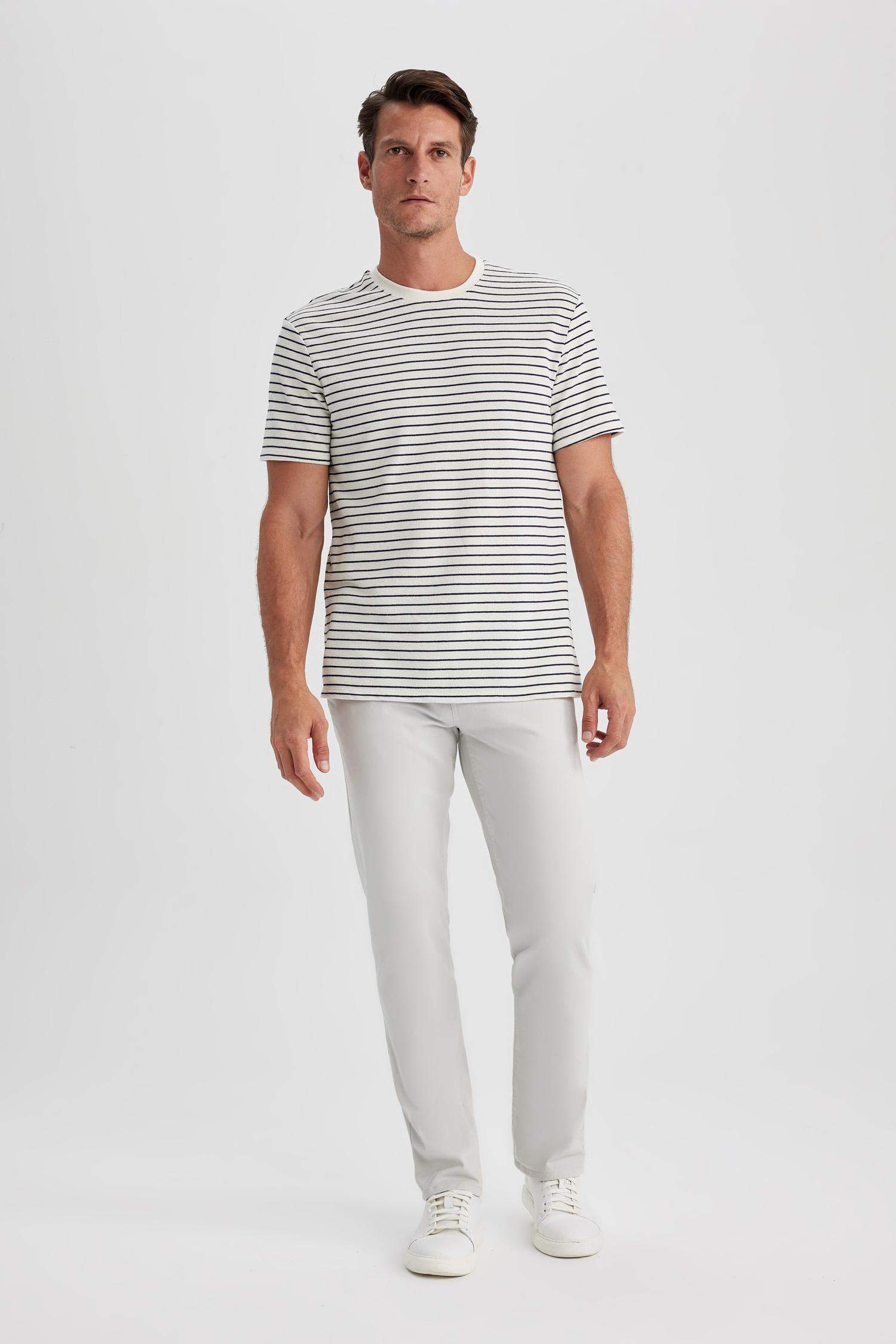 بنطلون سادة قصة عادية