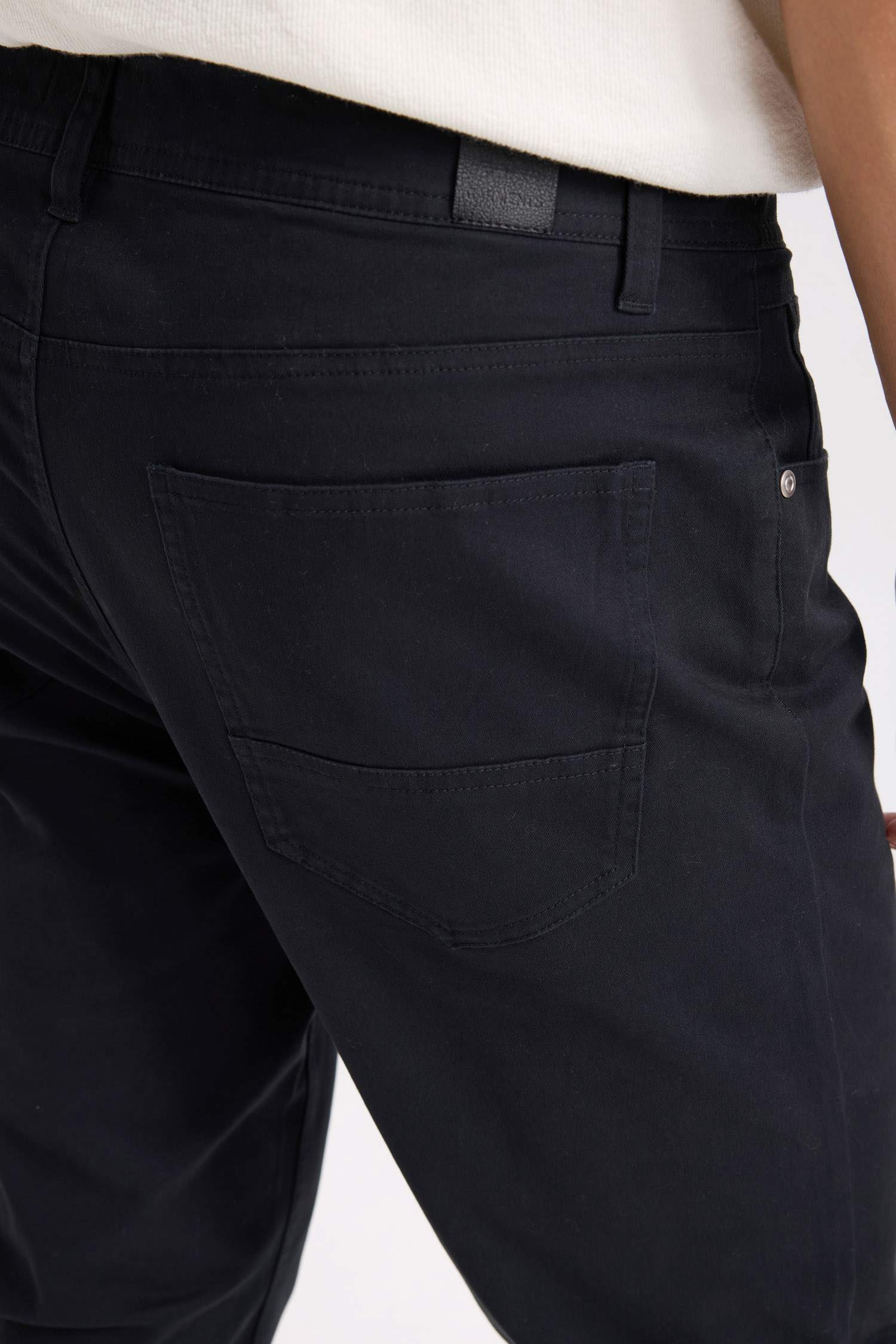 Slim Fit Super Skinny Leg Black Chino Pants