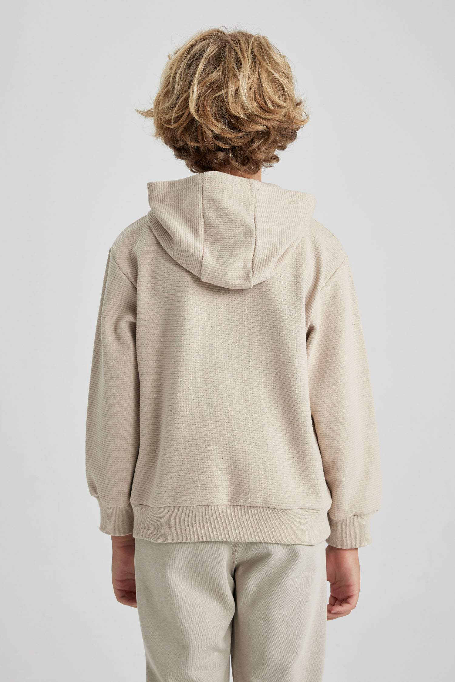 Ұлдарға қалыпты пішім бас киімді Свитер