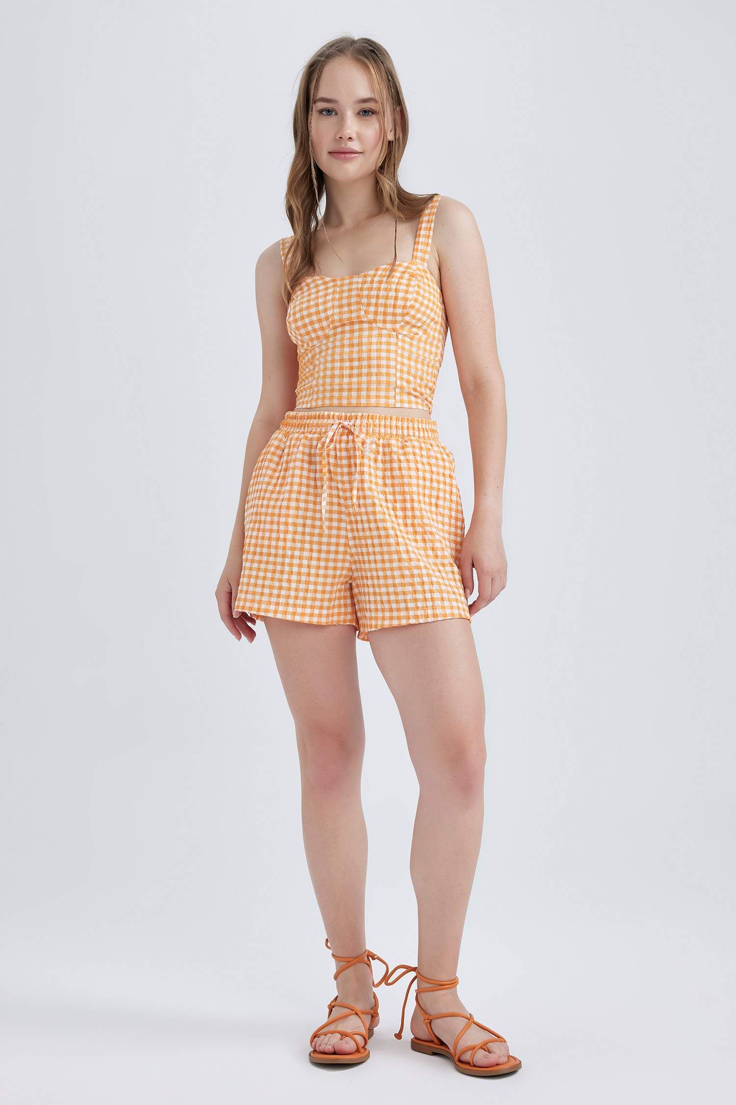 Шорты стандартного кроя