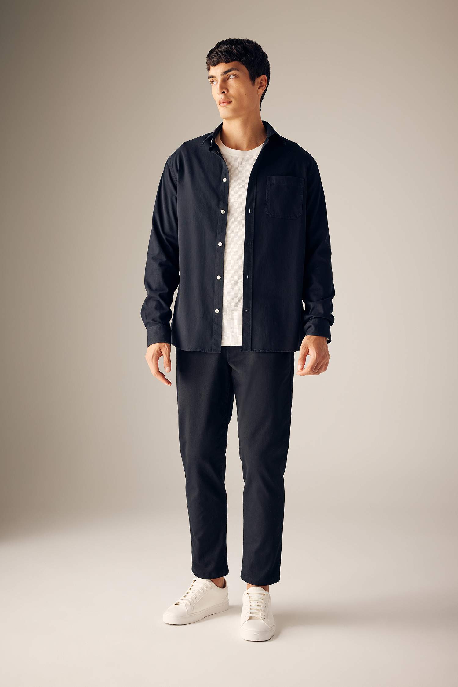 بنطلون تشينو كاروت فيت