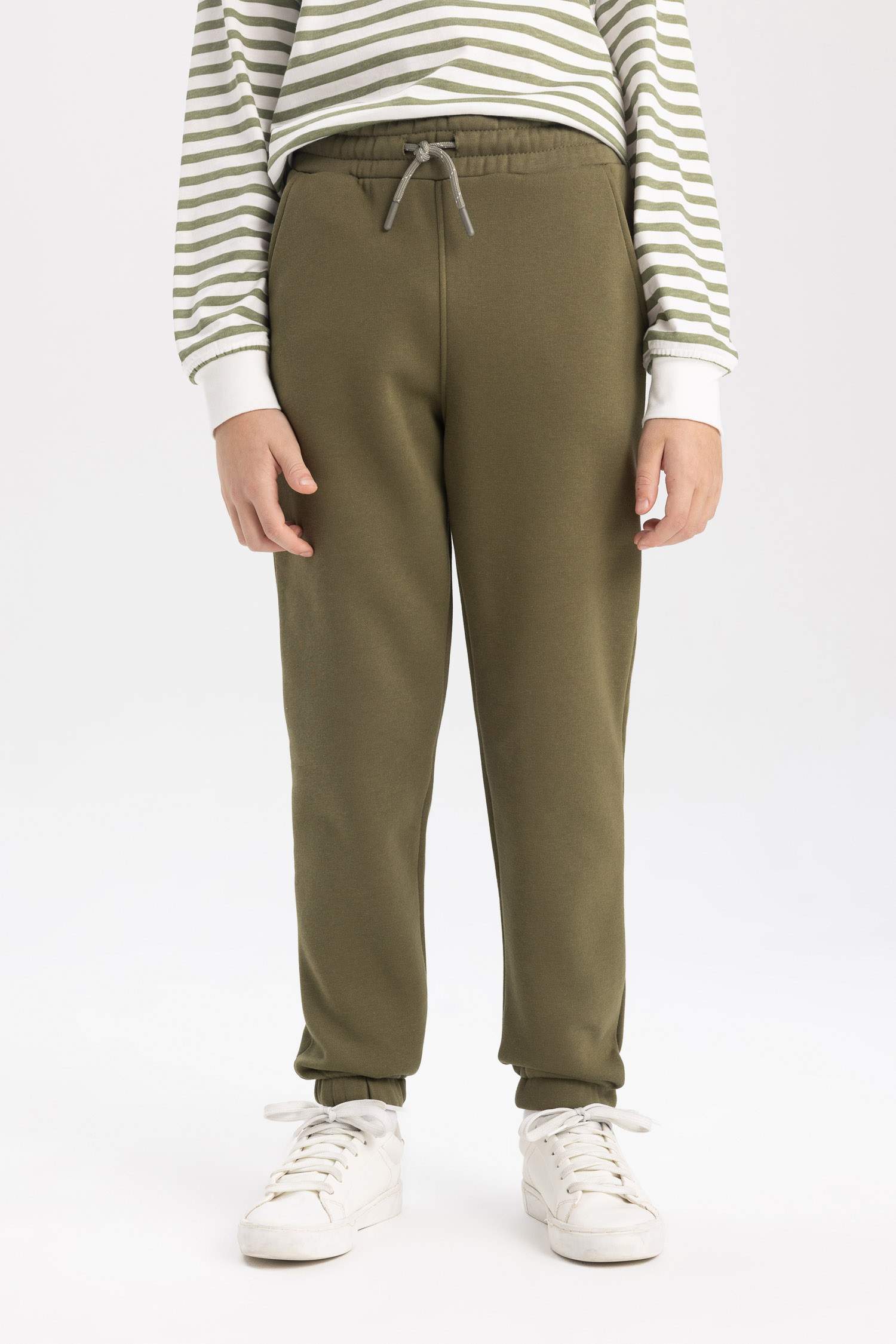 بنطلون سويت بانتس اولادي تقيل قصة عادية