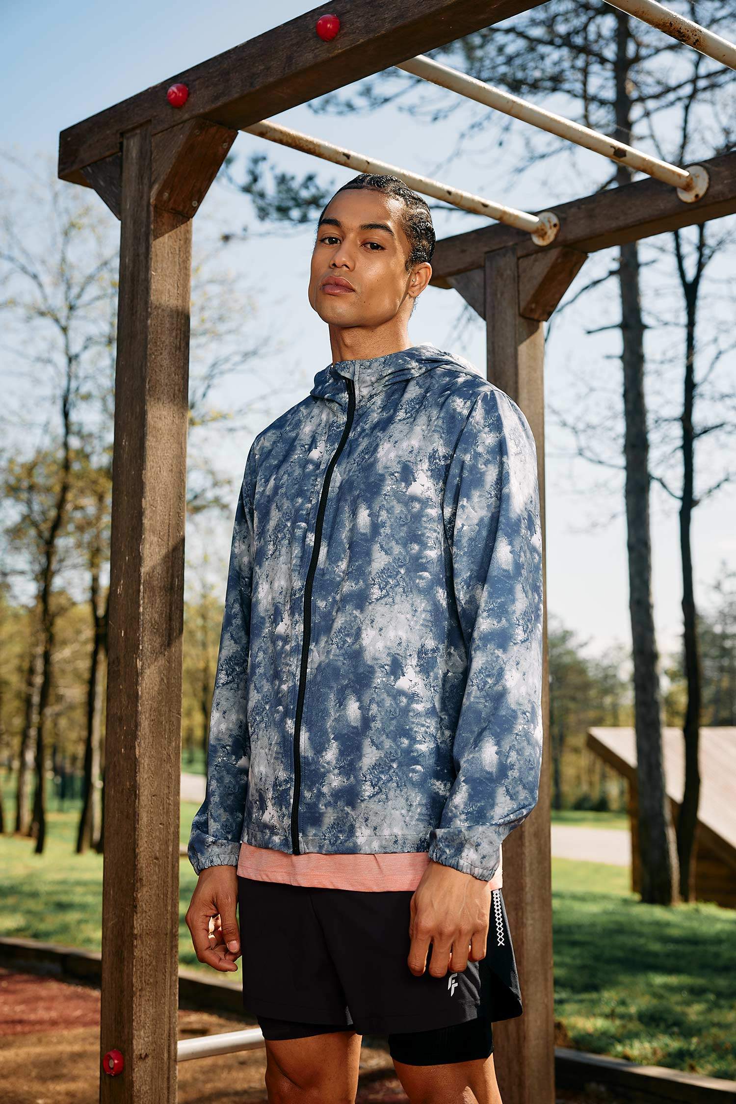 Su İtici Slim Fit Dar Kesim Kapüşonlu File Astarlı Esnek Dokulu Mevsimlik Baharlık Mont