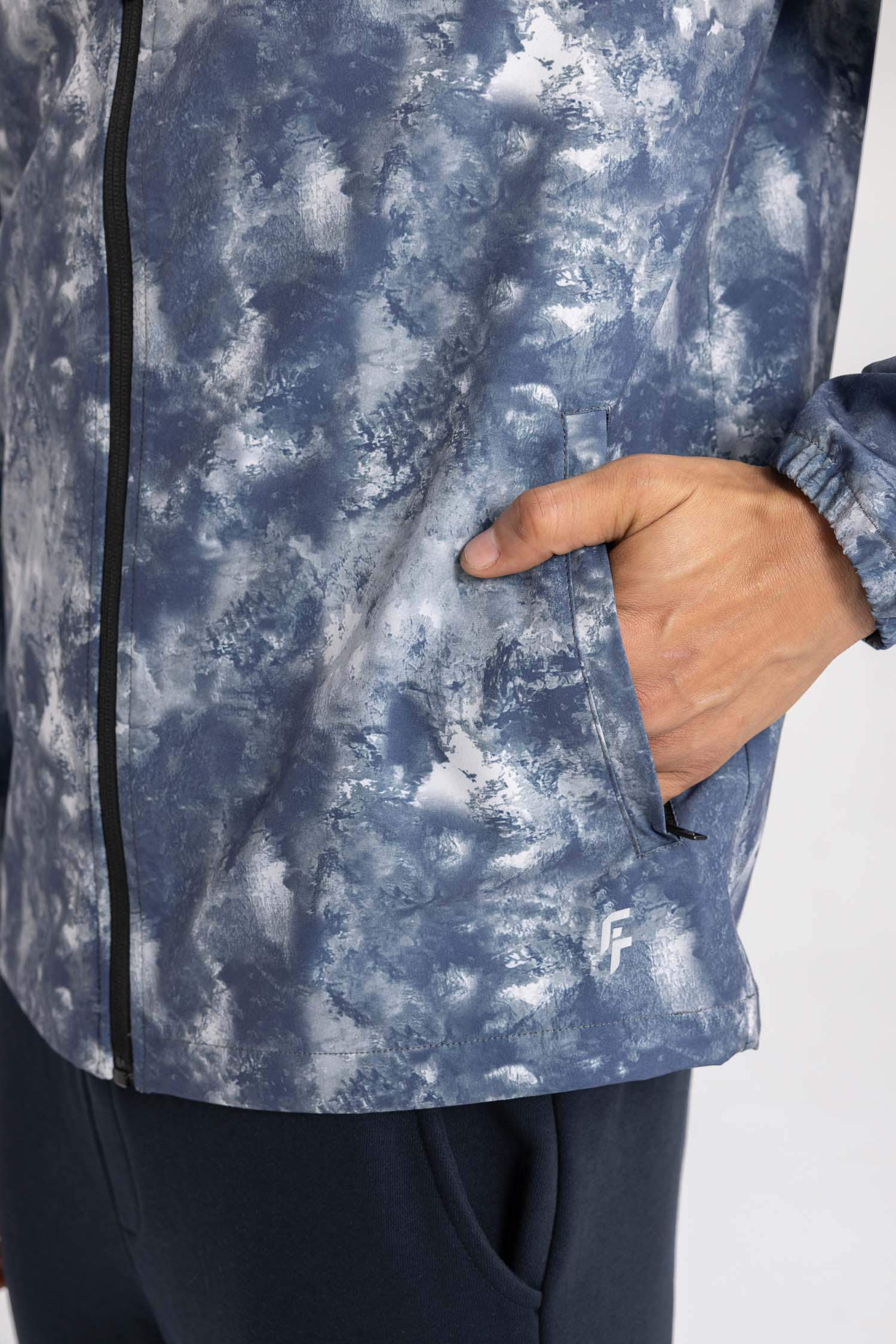 Su İtici Slim Fit Dar Kesim Kapüşonlu File Astarlı Esnek Dokulu Mevsimlik Baharlık Mont