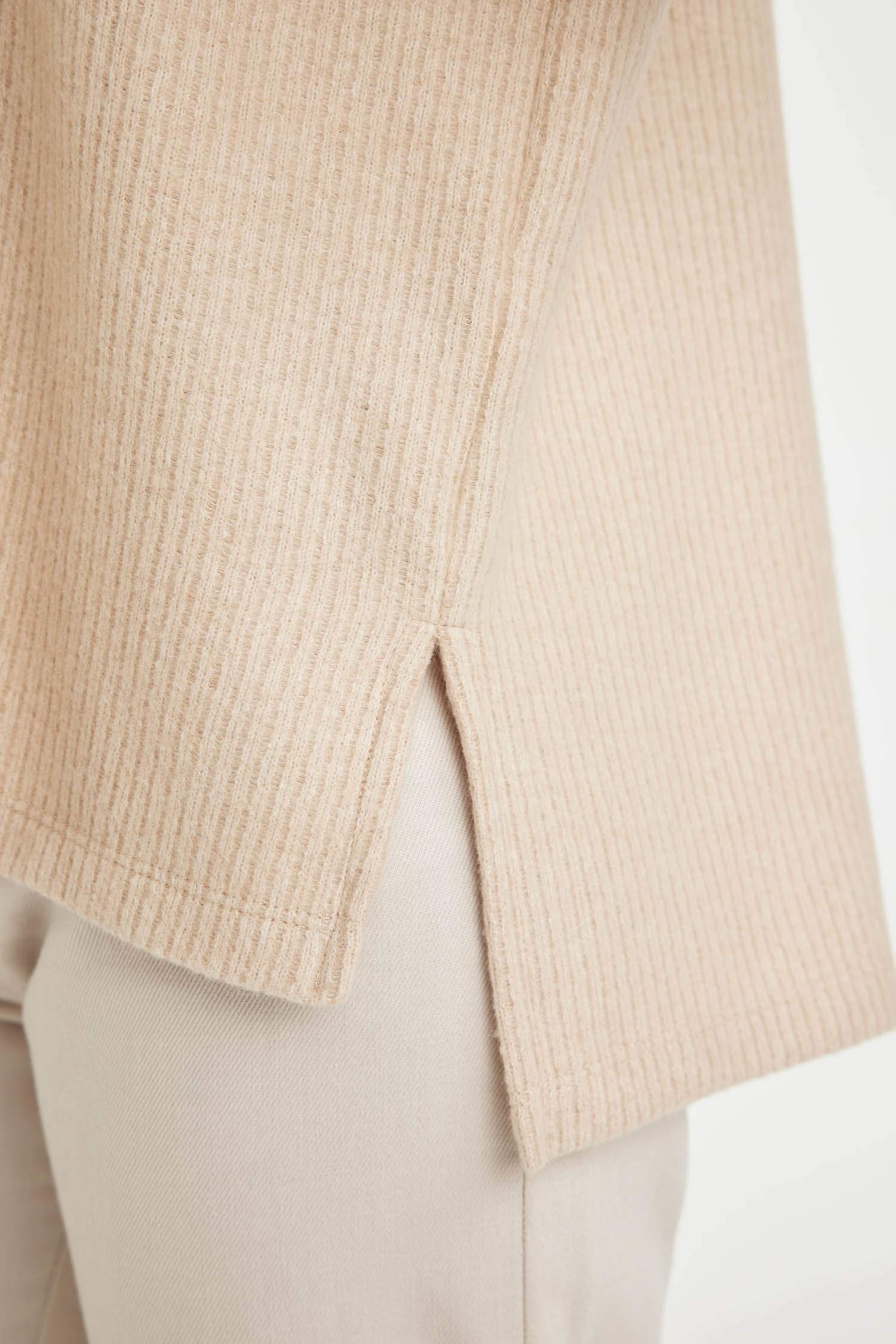 Relax Fit Bisiklet Yaka Fitilli Kaşkorse Yırtmaçlı Basic Düz Sweatshirt