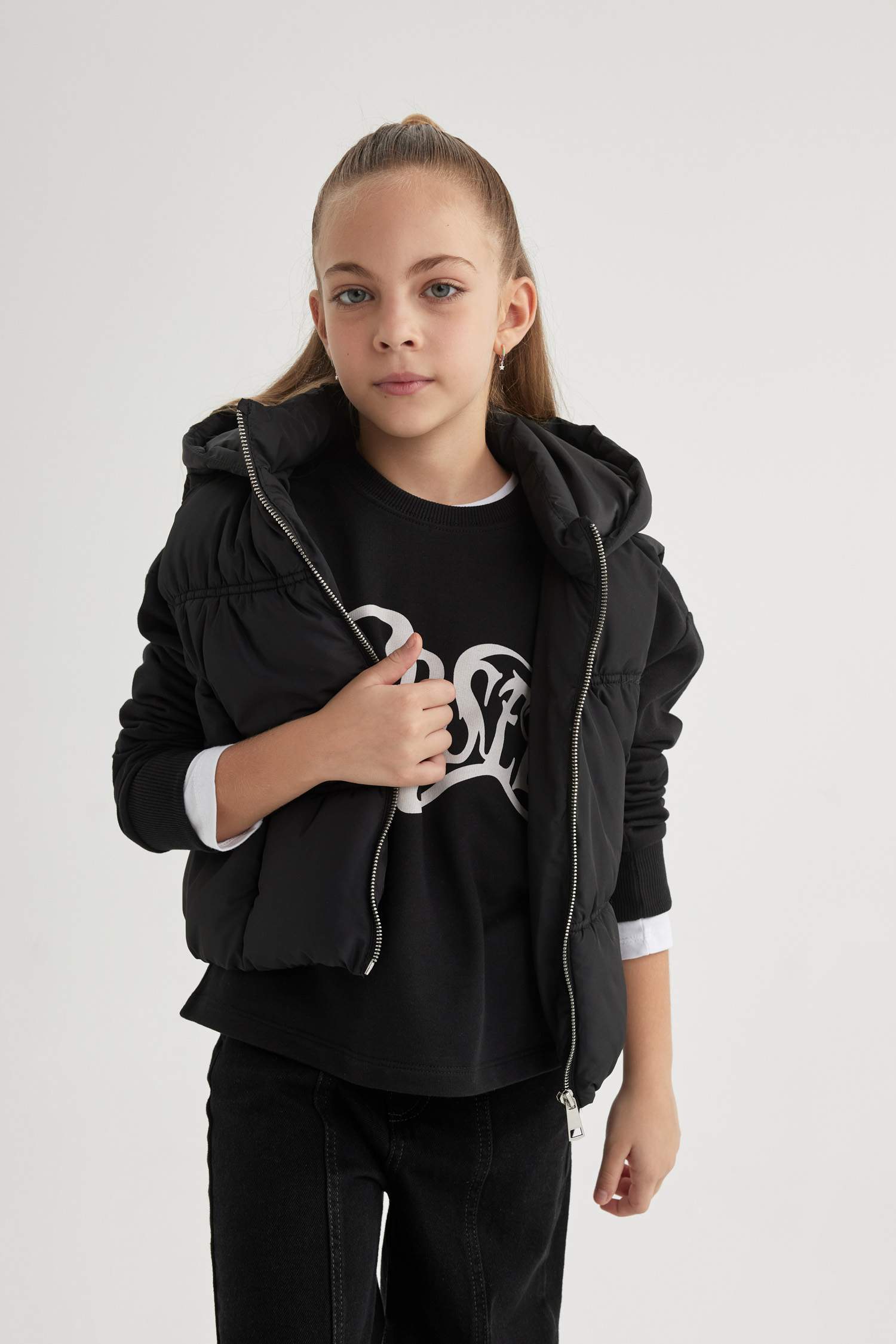 Girl Water Repellent Hooded Puffer Vest