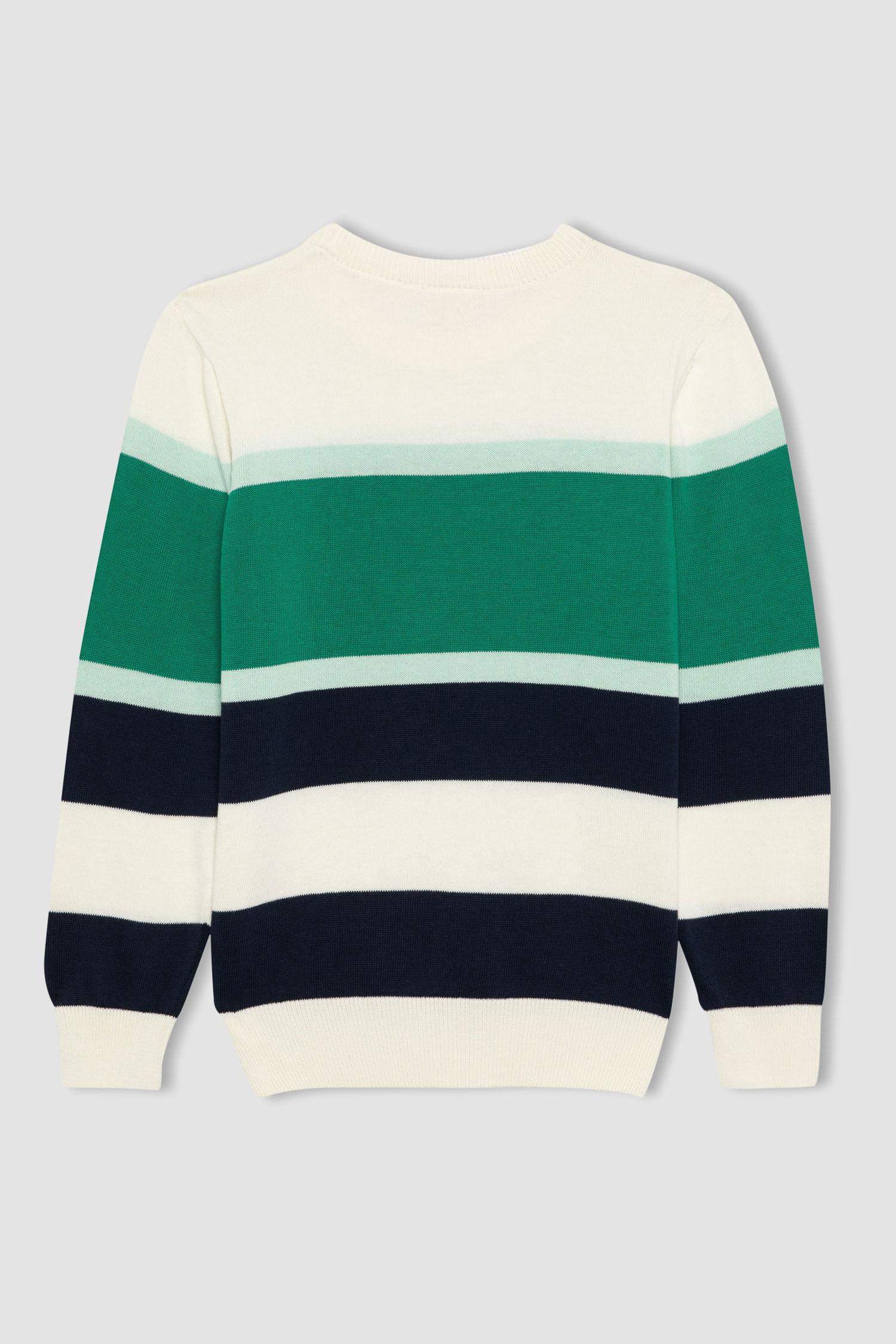 Свитер стандартного кроя с круглым вырезом для мальчиков