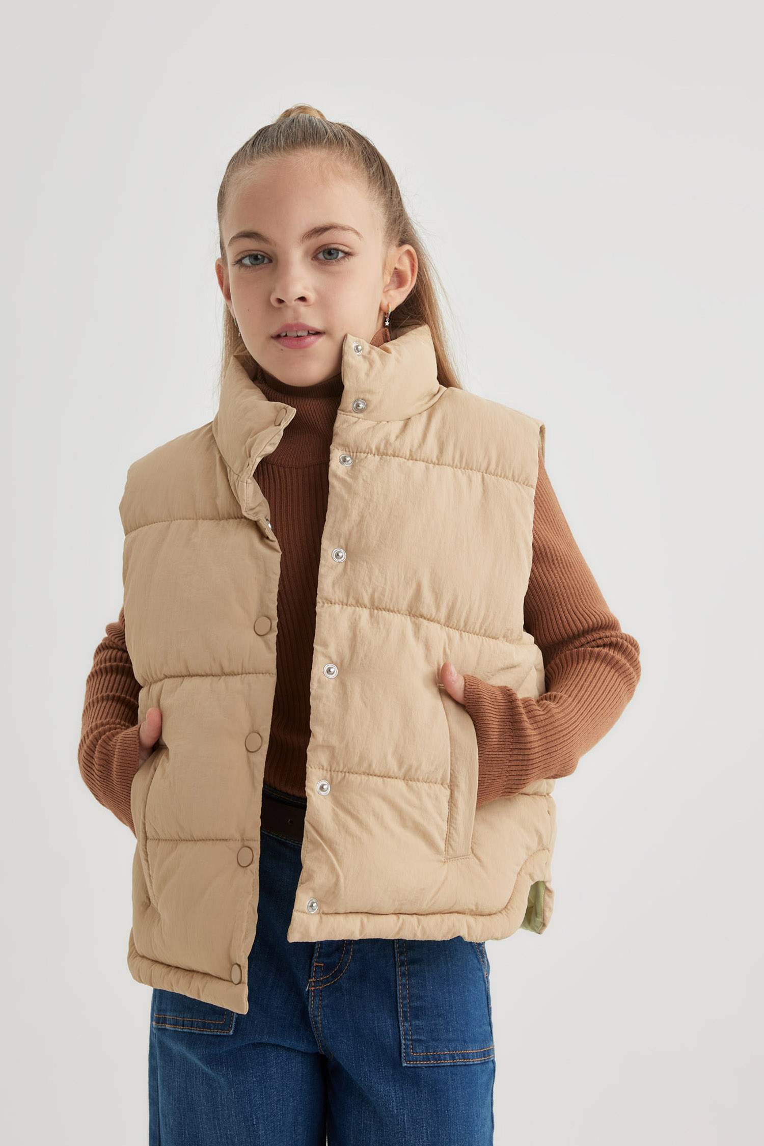 Girl High Collar Puffer Vest