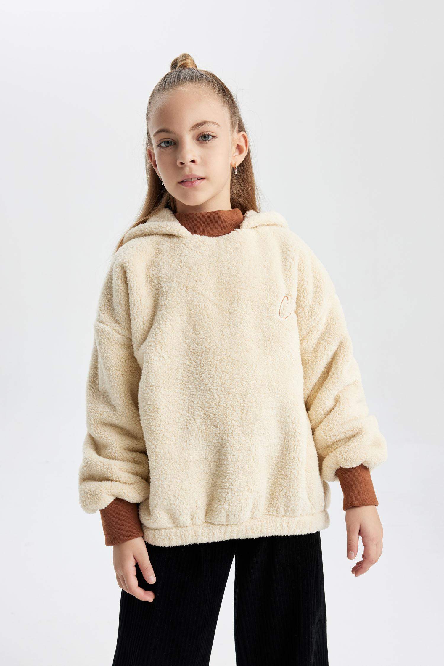 Kız Çocuk Oversize Geniş Kalıp Kapüşonlu Pelüş Sweatshirt