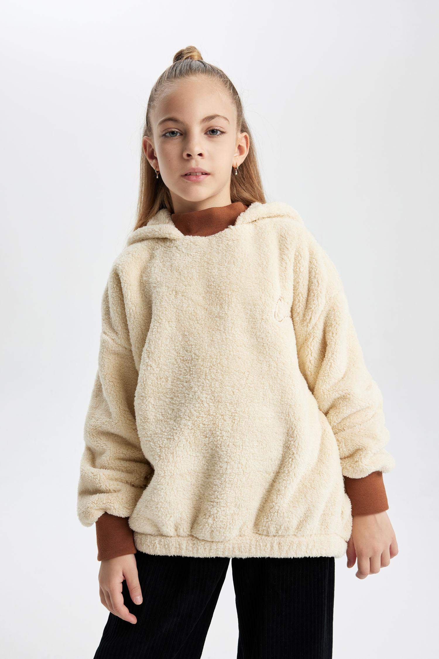 Kız Çocuk Oversize Geniş Kalıp Kapüşonlu Pelüş Sweatshirt