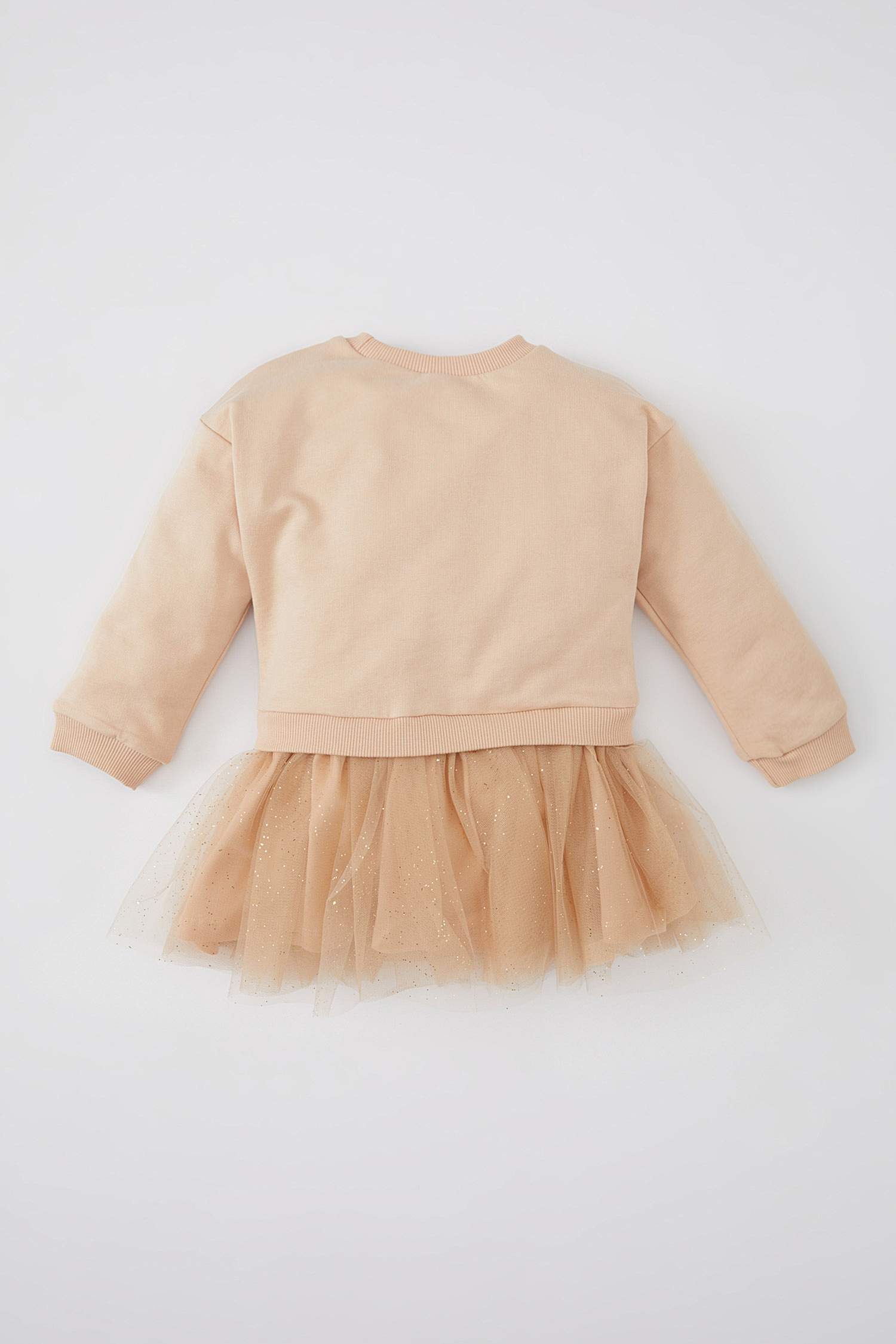 فستان بناتي منقط قماش رقيق قصة عادية وكم طويل