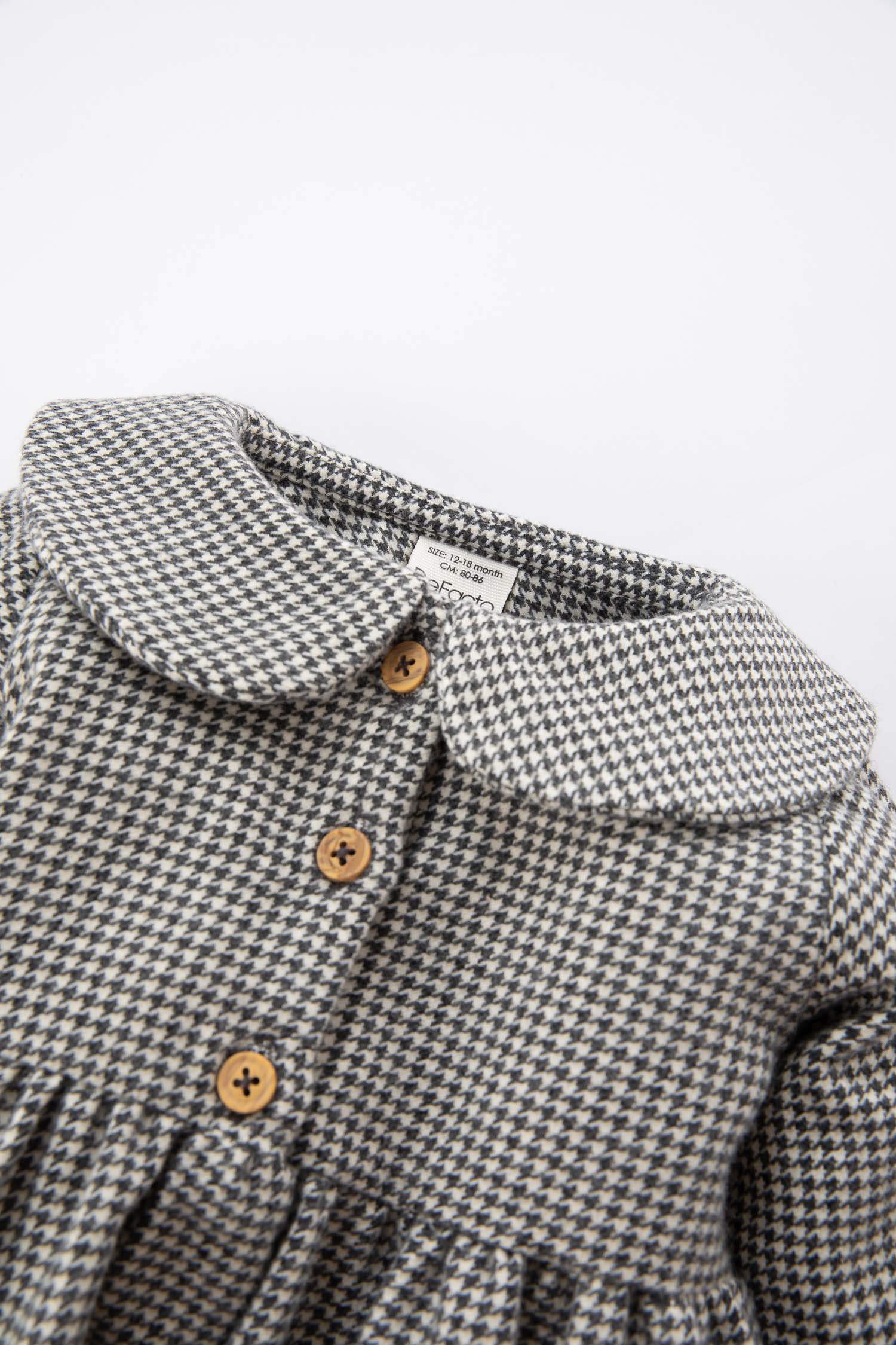 Сукня стандартного крою у клітку для малюків дівчаток