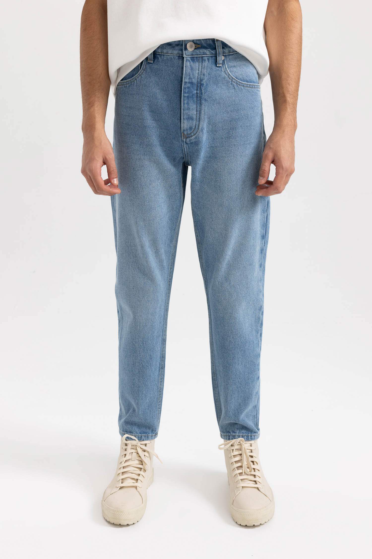 Jean Slim à Coupe Droite style des années 90