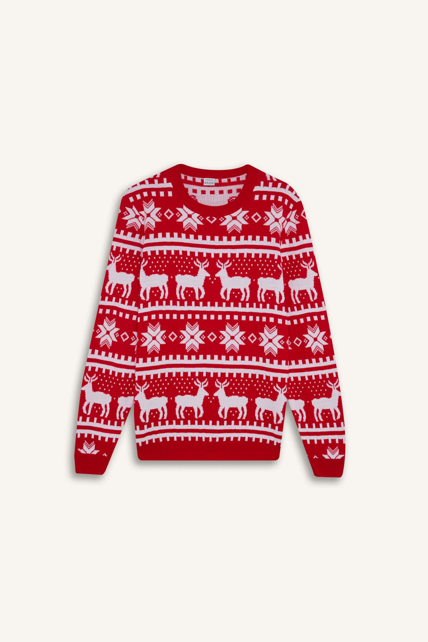 بلوفر تريكو قصة عادية بياقة مستديرة