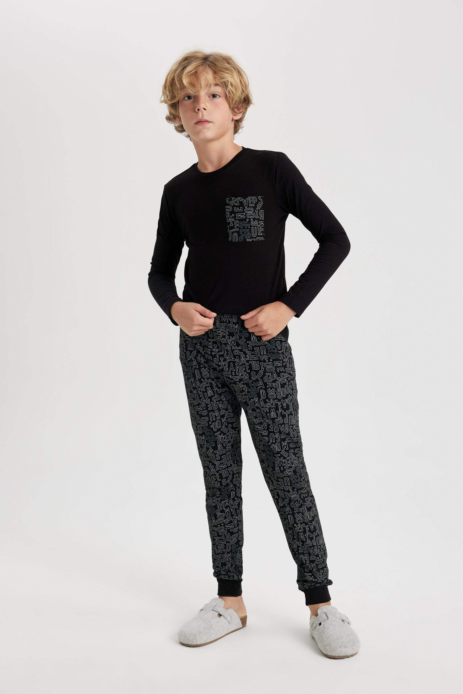 طقم بيجاما اسود اولادي قصة عادية - قطعتين