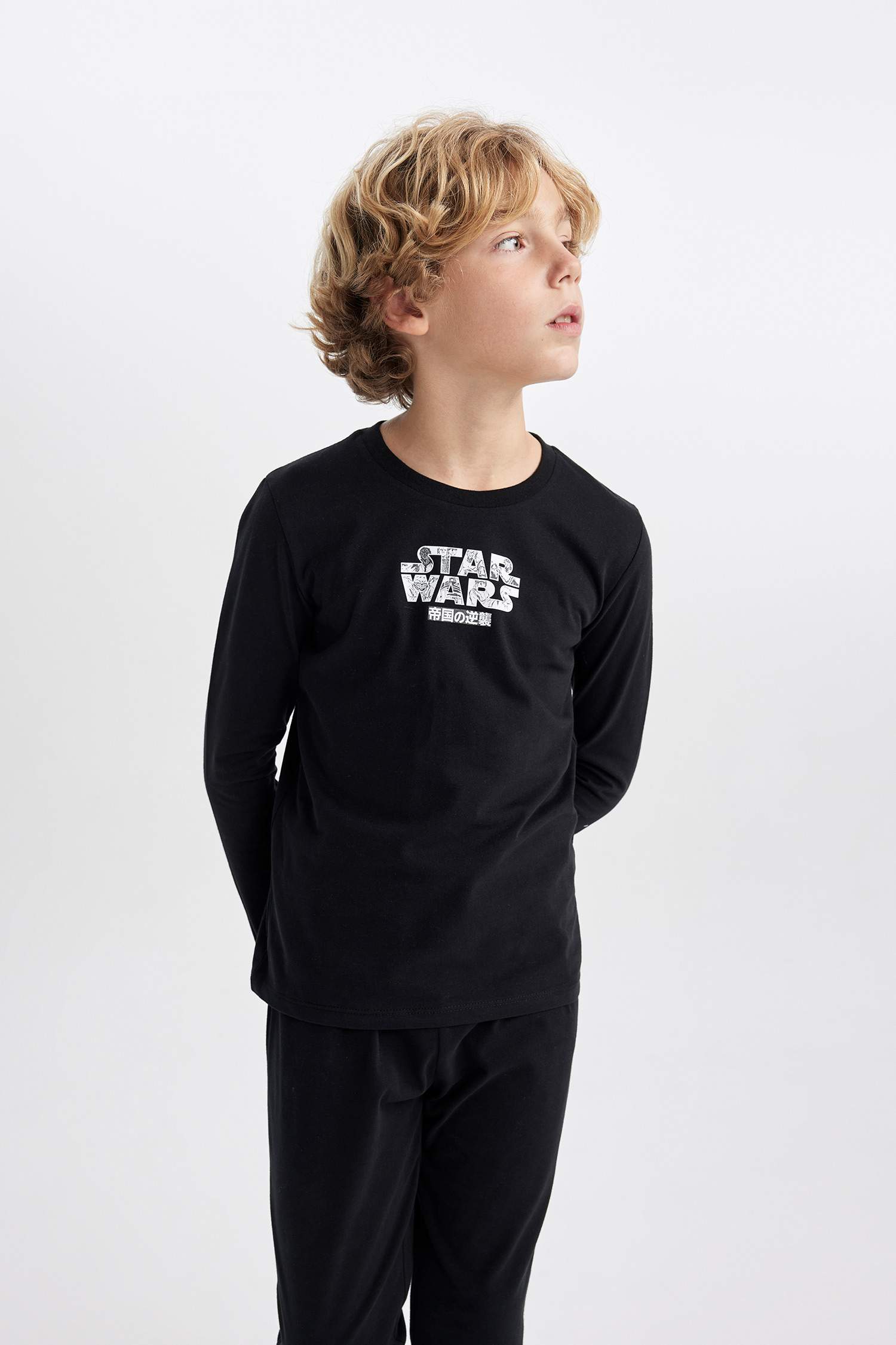 2 piece Regular Fit Star Wars Licensed Knitted Pyjamas
