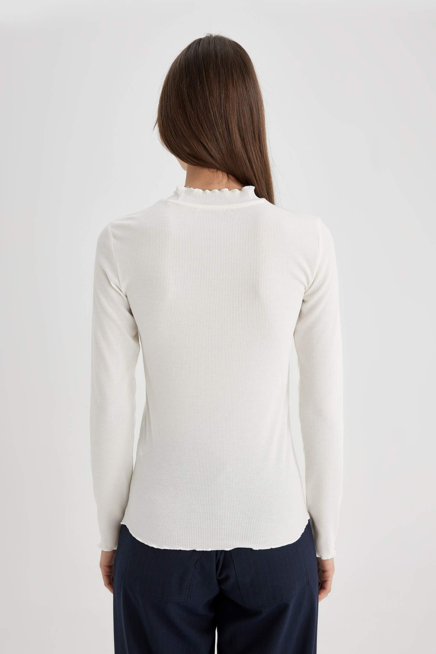 Slim Fit Yarım Balıkçı Yaka Fitilli Kaşkorse Basic Uzun Kollu Tişört