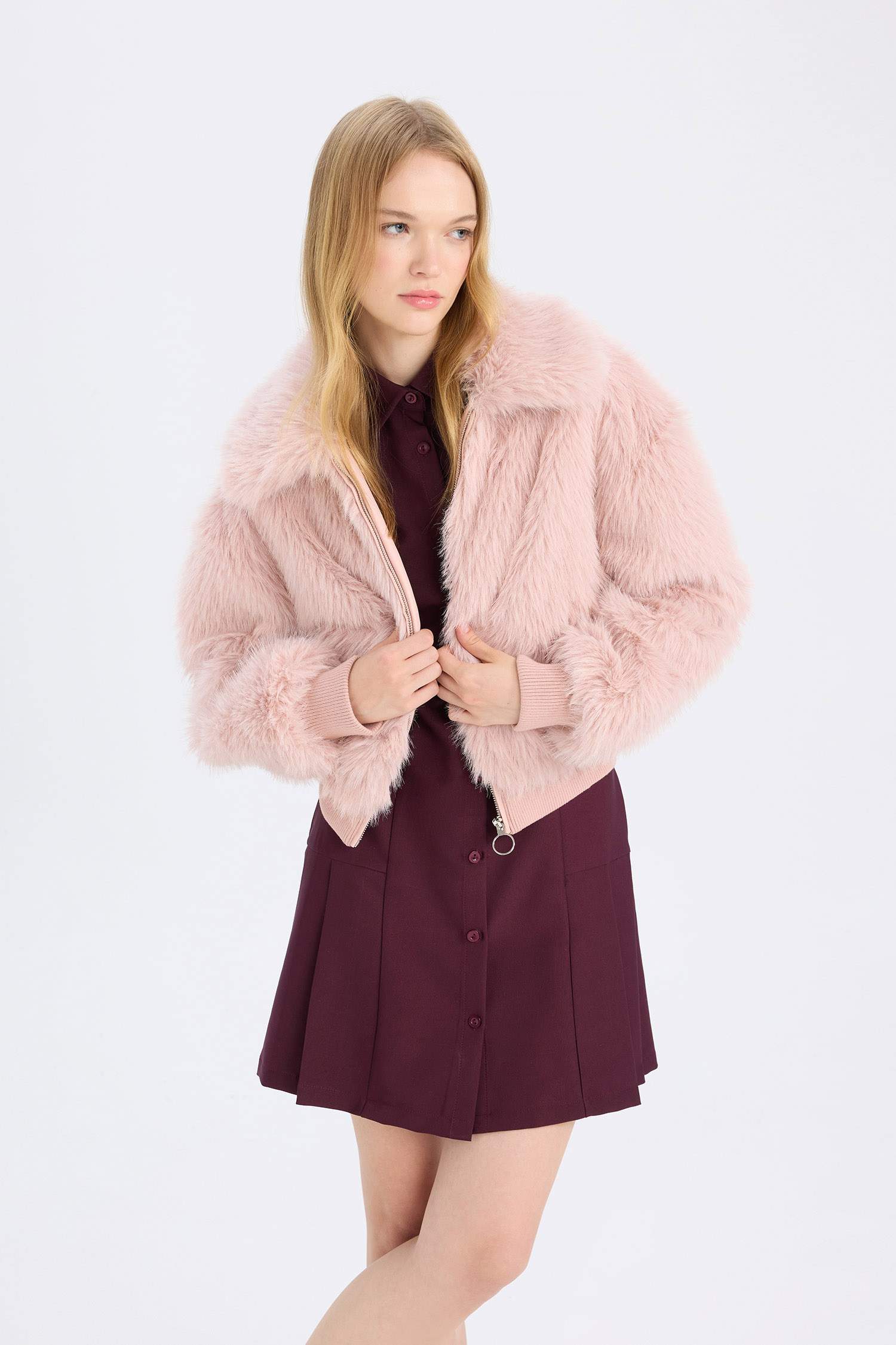 Pink Woman Faux Fur 2934644 | DeFacto