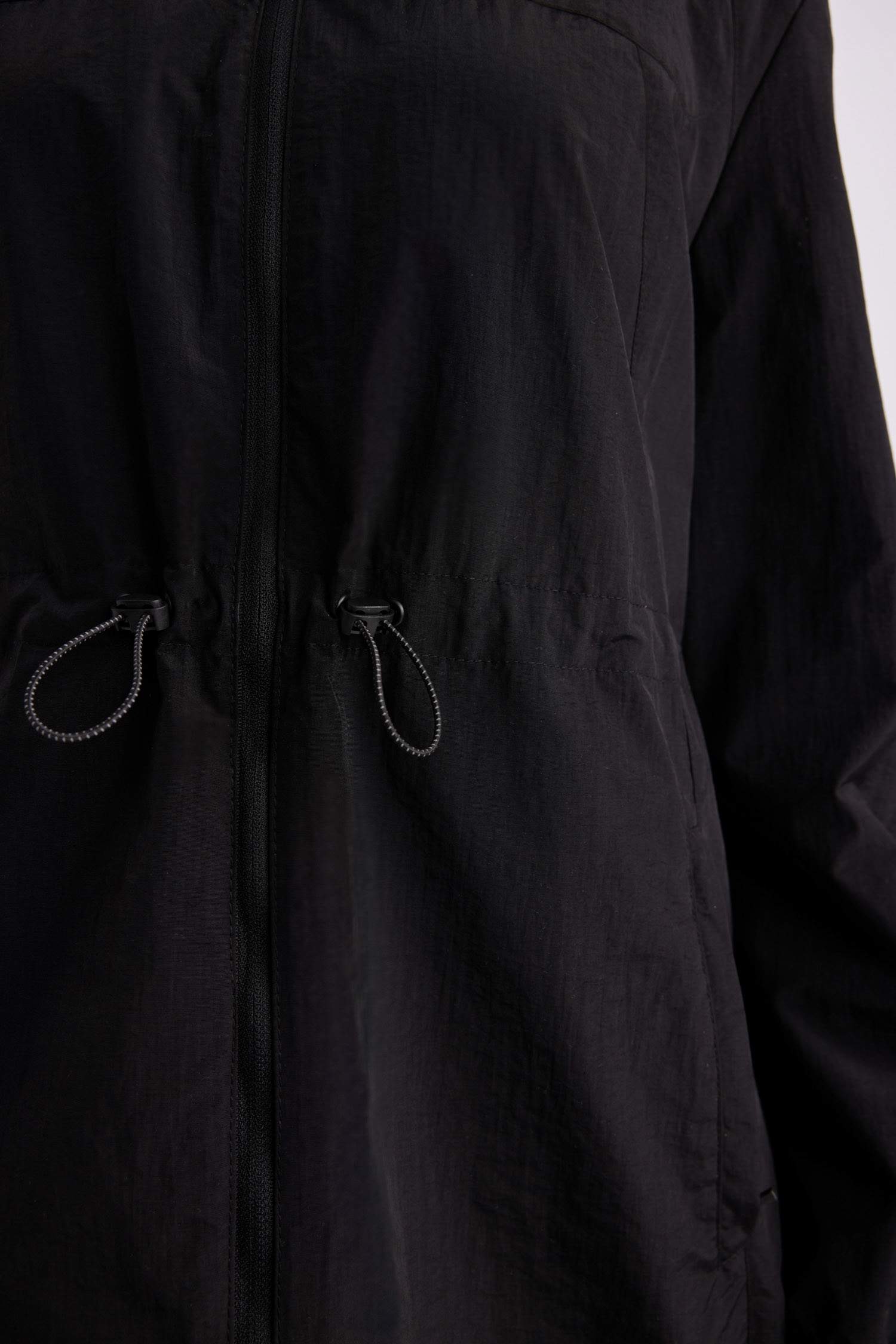 Su İtici İnce Uzun Rüzgar Geçirmez Mont Slim Fit Dar Kesim Gizli Kapüşonlu Beli Büzgülü Cepli Mevsimlik Baharlık