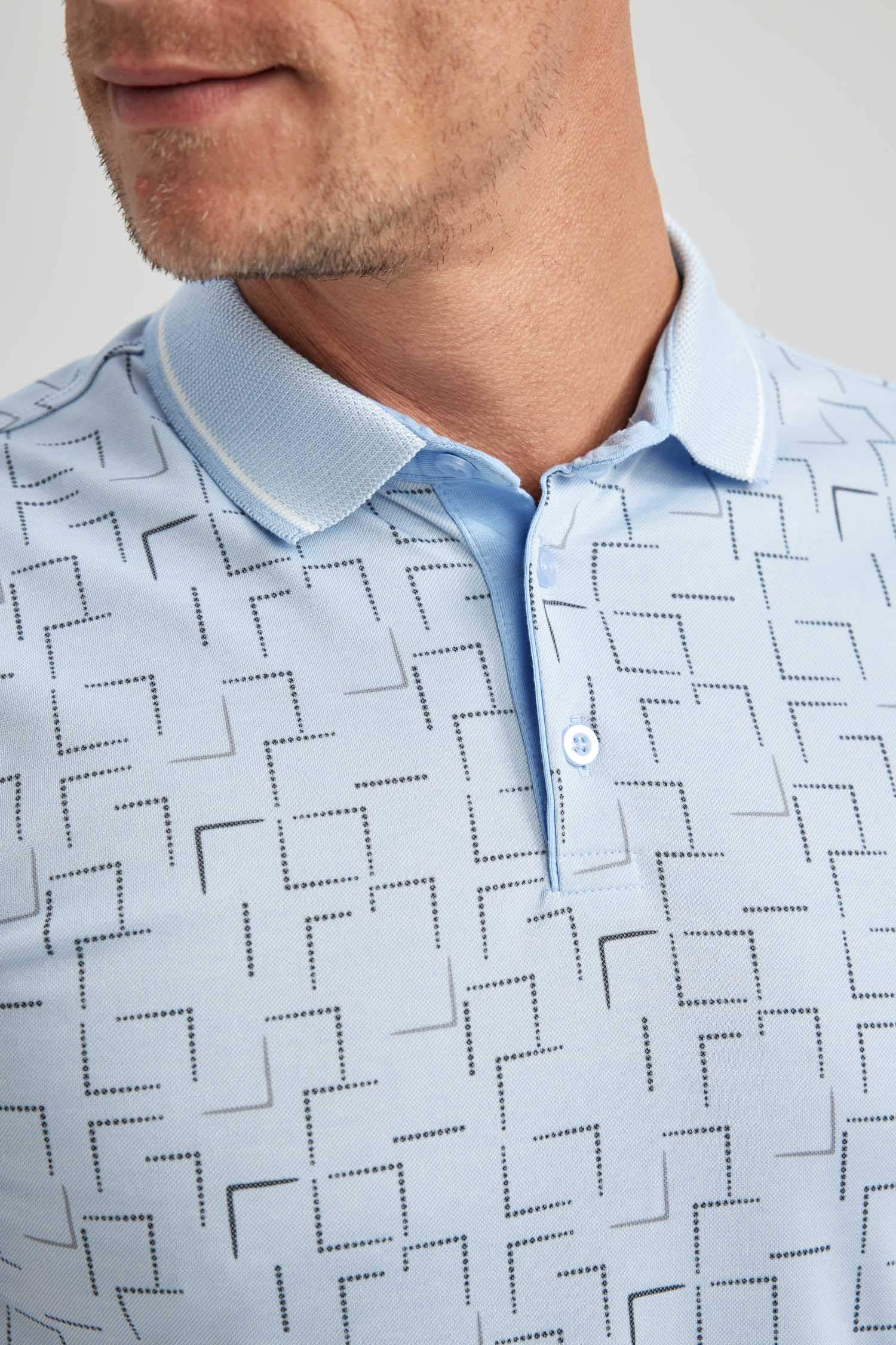 түймелі поло жағасы орташа Поло