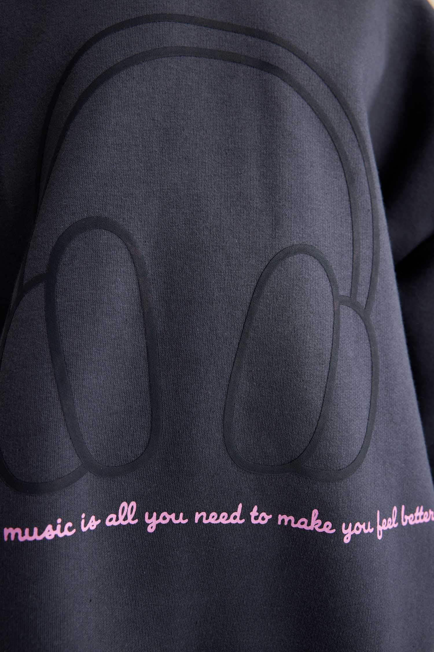 Қыздарға үлкен пішім бас киімді Свитер