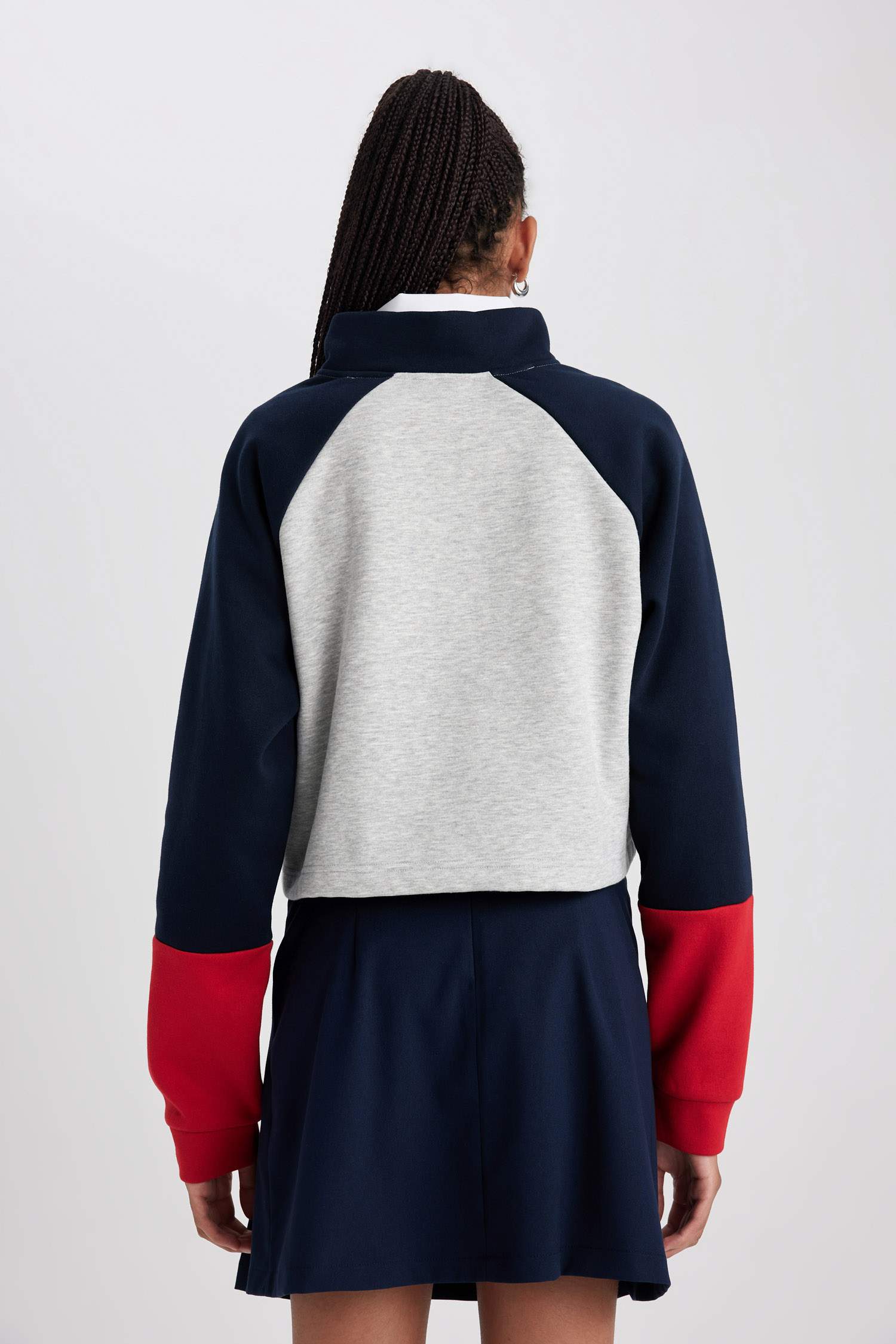 Color Block Long Sleeve Sweatshirt
