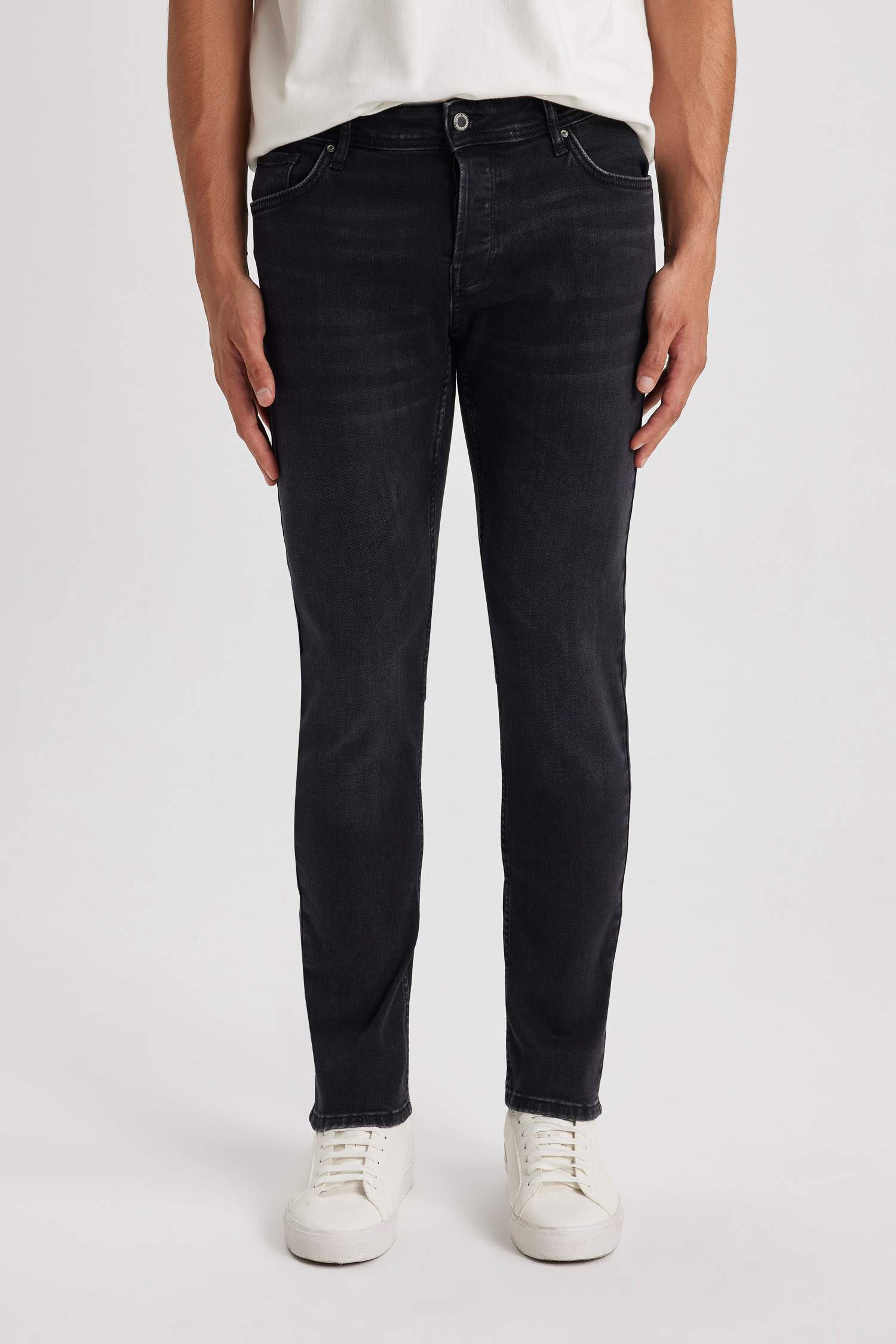 Wiser Wash Carlo Skinny Fit Normal Waist Jeans